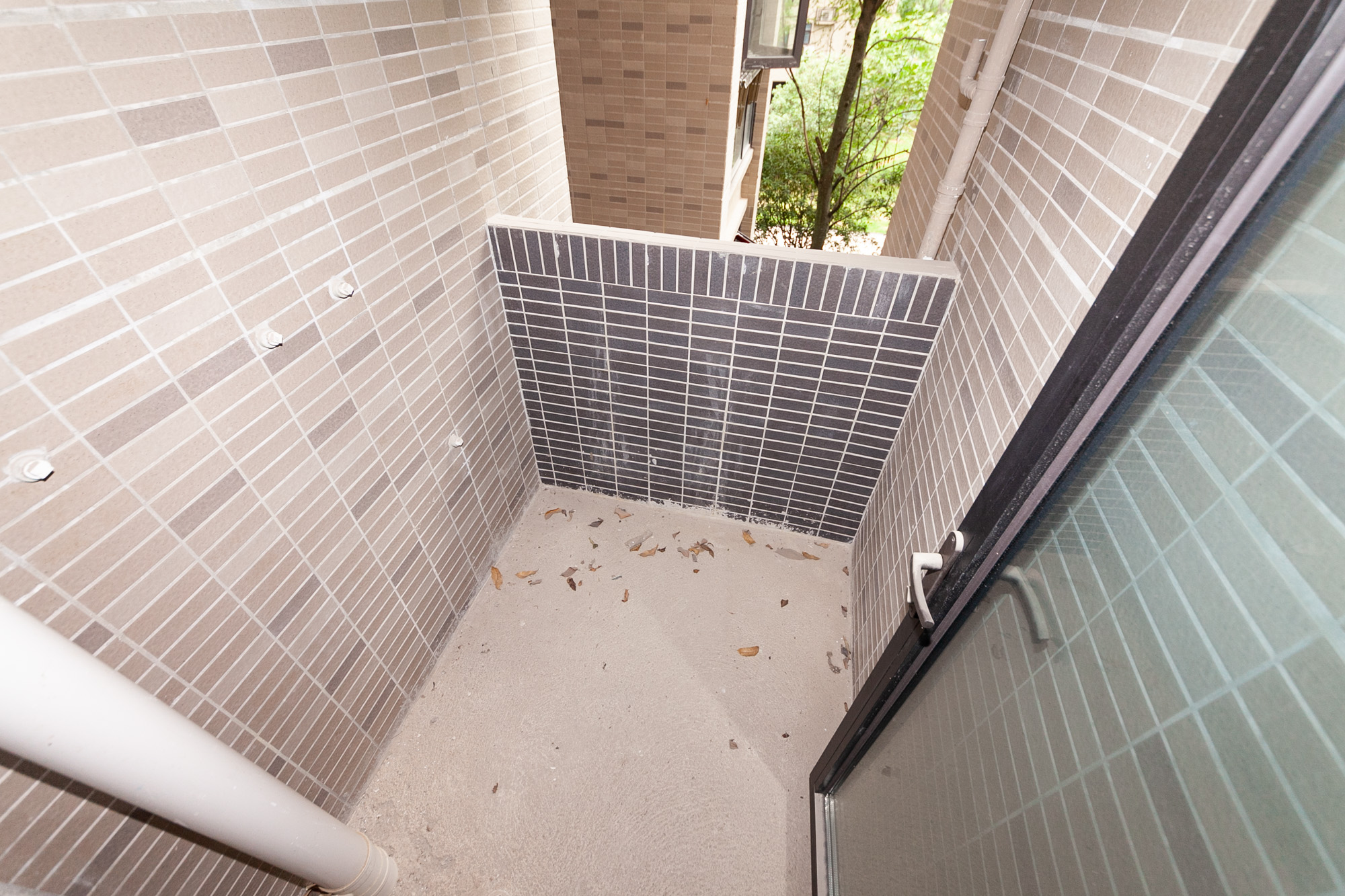 时代倾城三期  2室2厅1卫    86.0万阳台