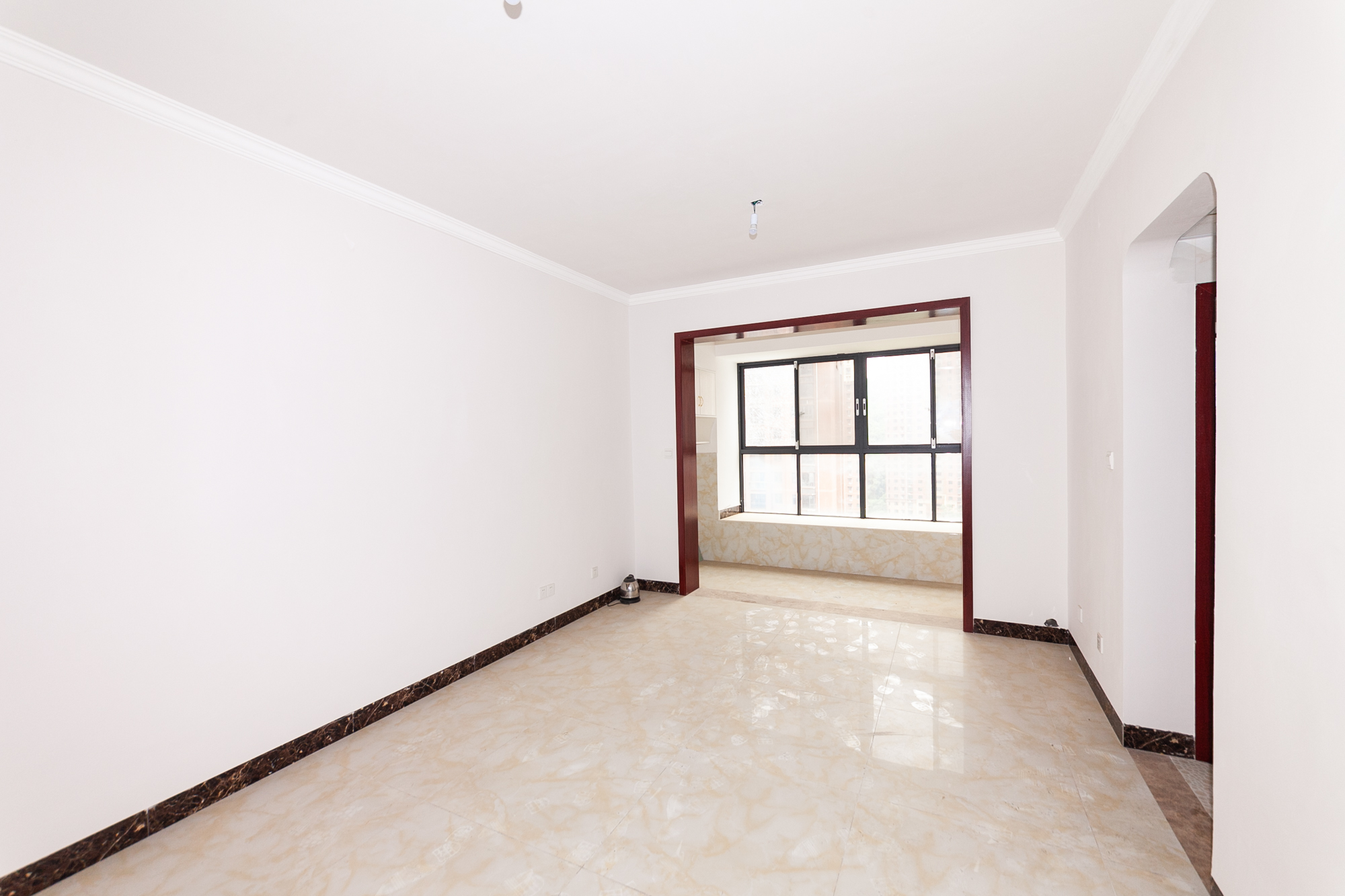 珠江东方明珠(新地东方明珠)三期 3室2厅1卫 80.99万 珠江东方明珠(新地东方明珠)三期 3室2厅1卫 80.99万客厅