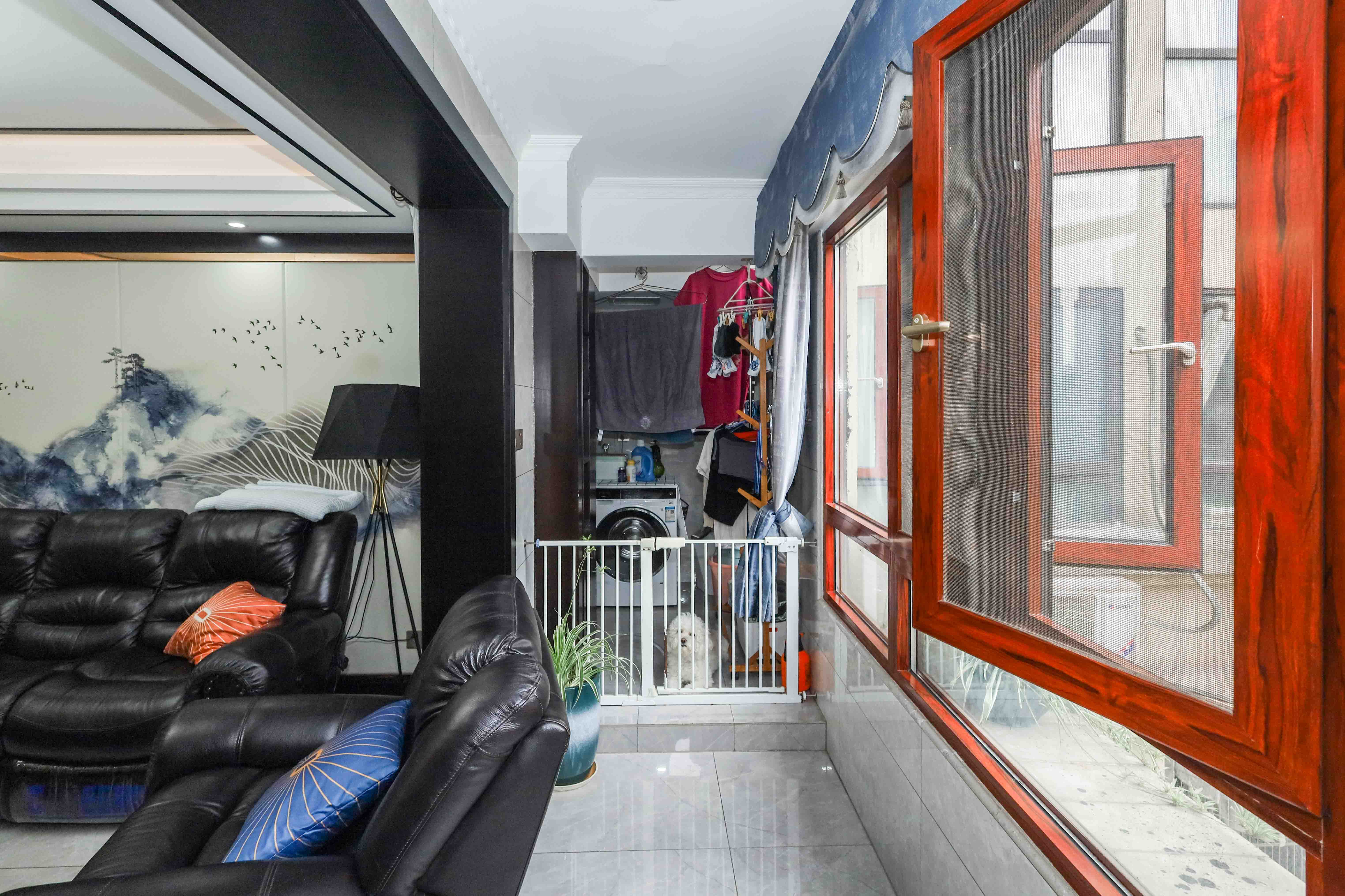 和泓梅溪四季  5室2厅1卫    280.0万阳台