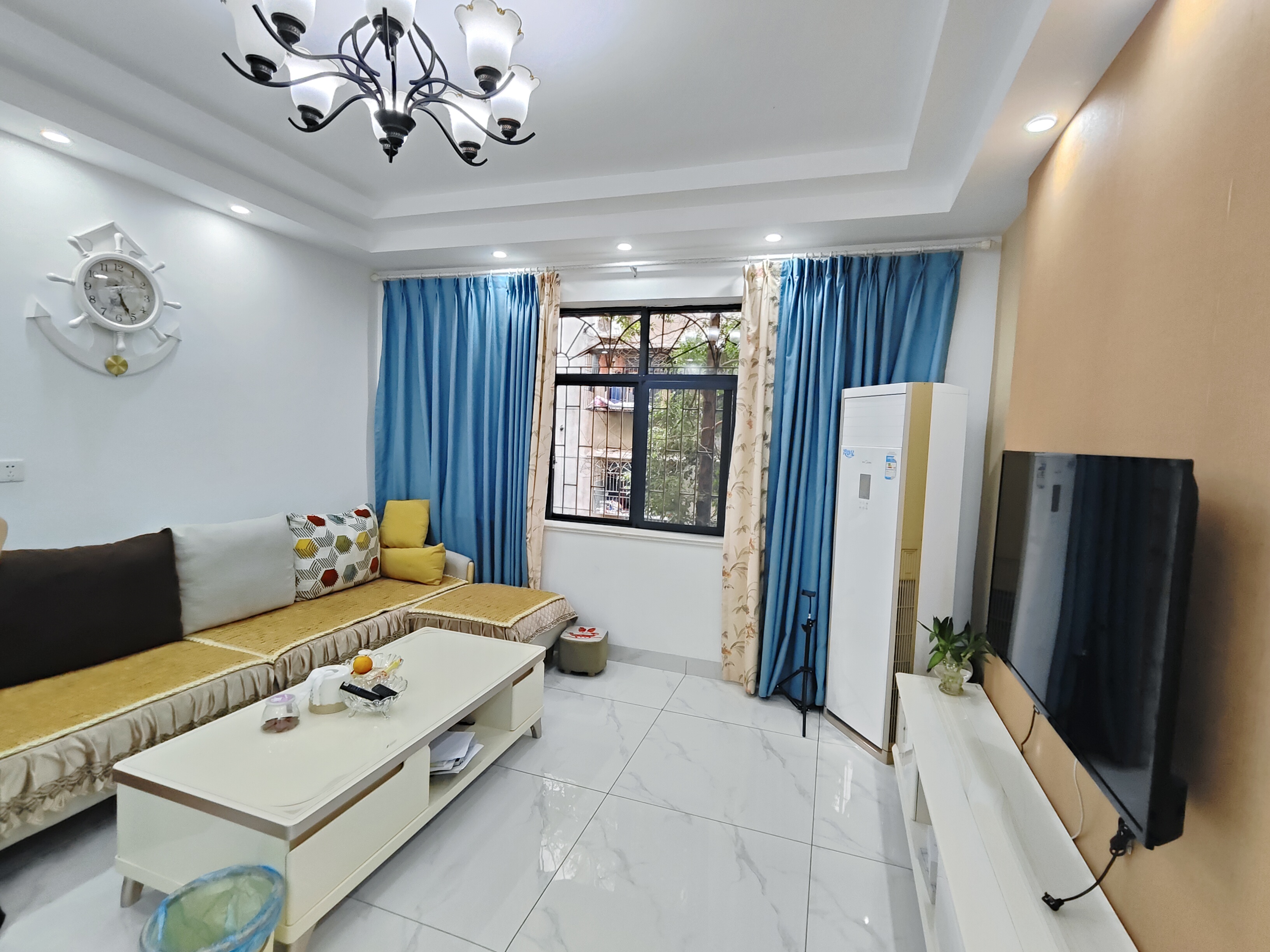 庆云山庄(里面有石塘冲)  2室2厅2卫    41.8万 庆云山庄(里面有石塘冲)  2室2厅2卫    41.8万室内图