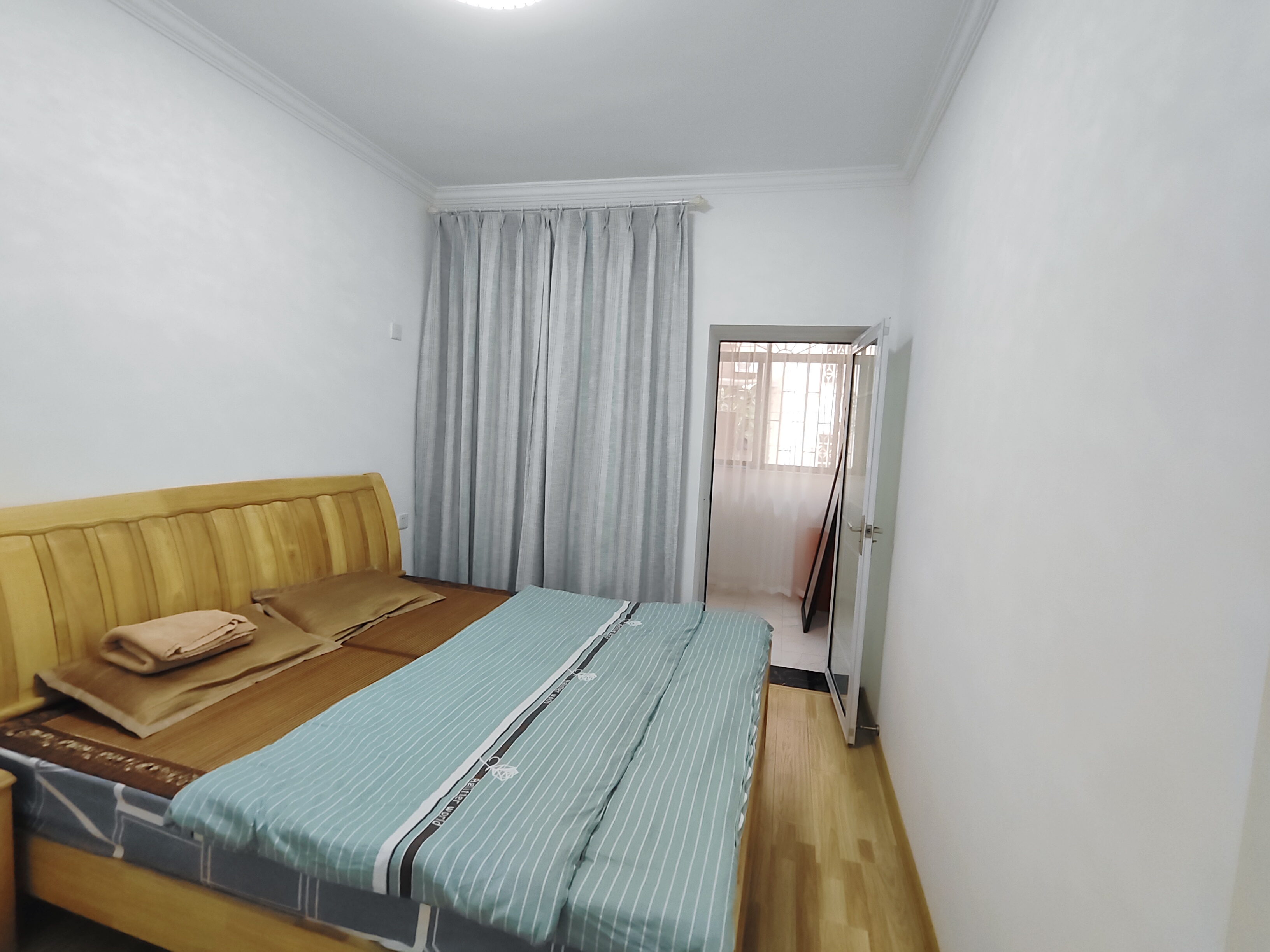 庆云山庄(里面有石塘冲)  2室2厅2卫    41.8万 庆云山庄(里面有石塘冲)  2室2厅2卫    41.8万室内图