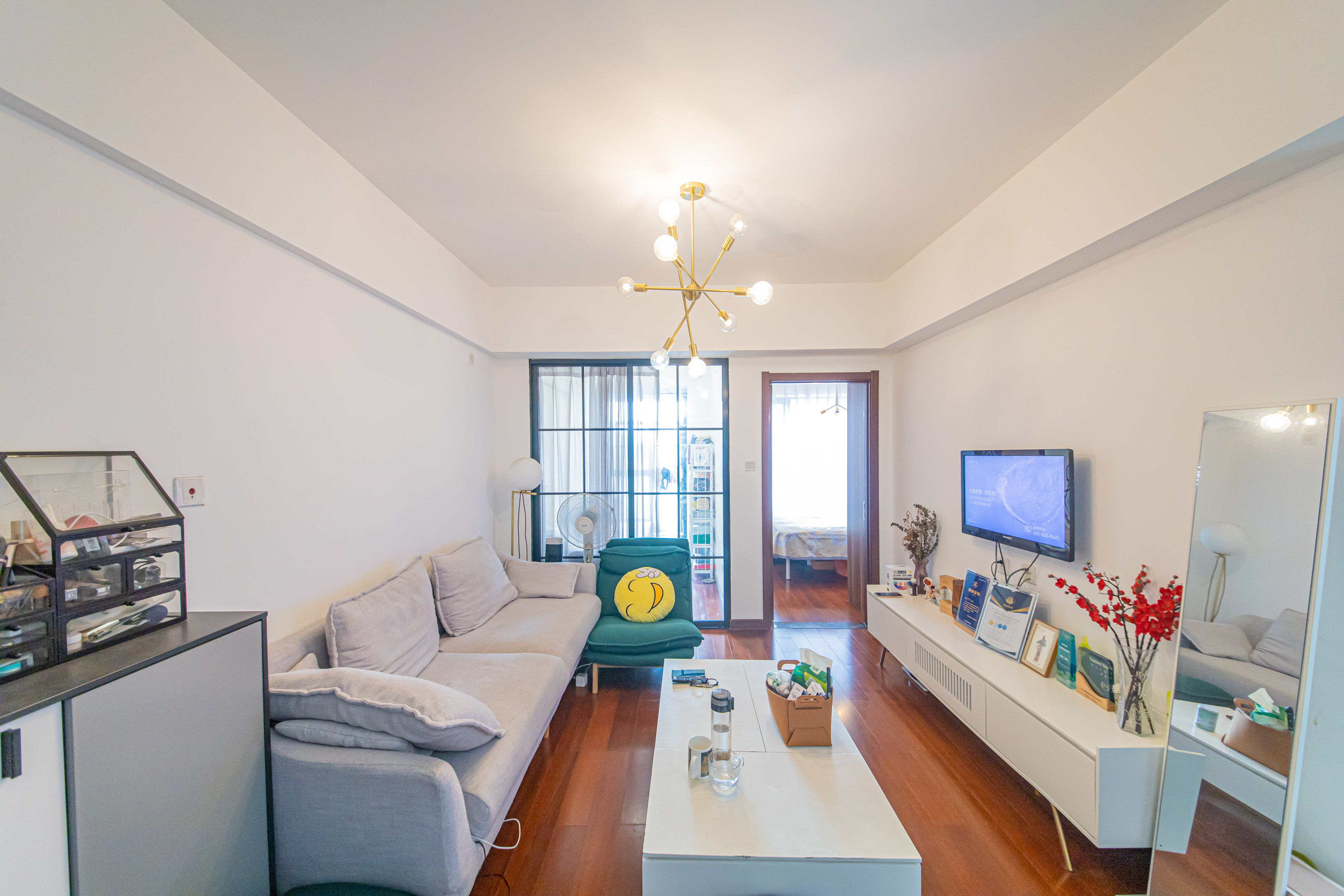 绿地公馆(绿地名邸)  1室1厅1卫    66.2万 绿地公馆(绿地名邸)  1室1厅1卫    66.2万客厅