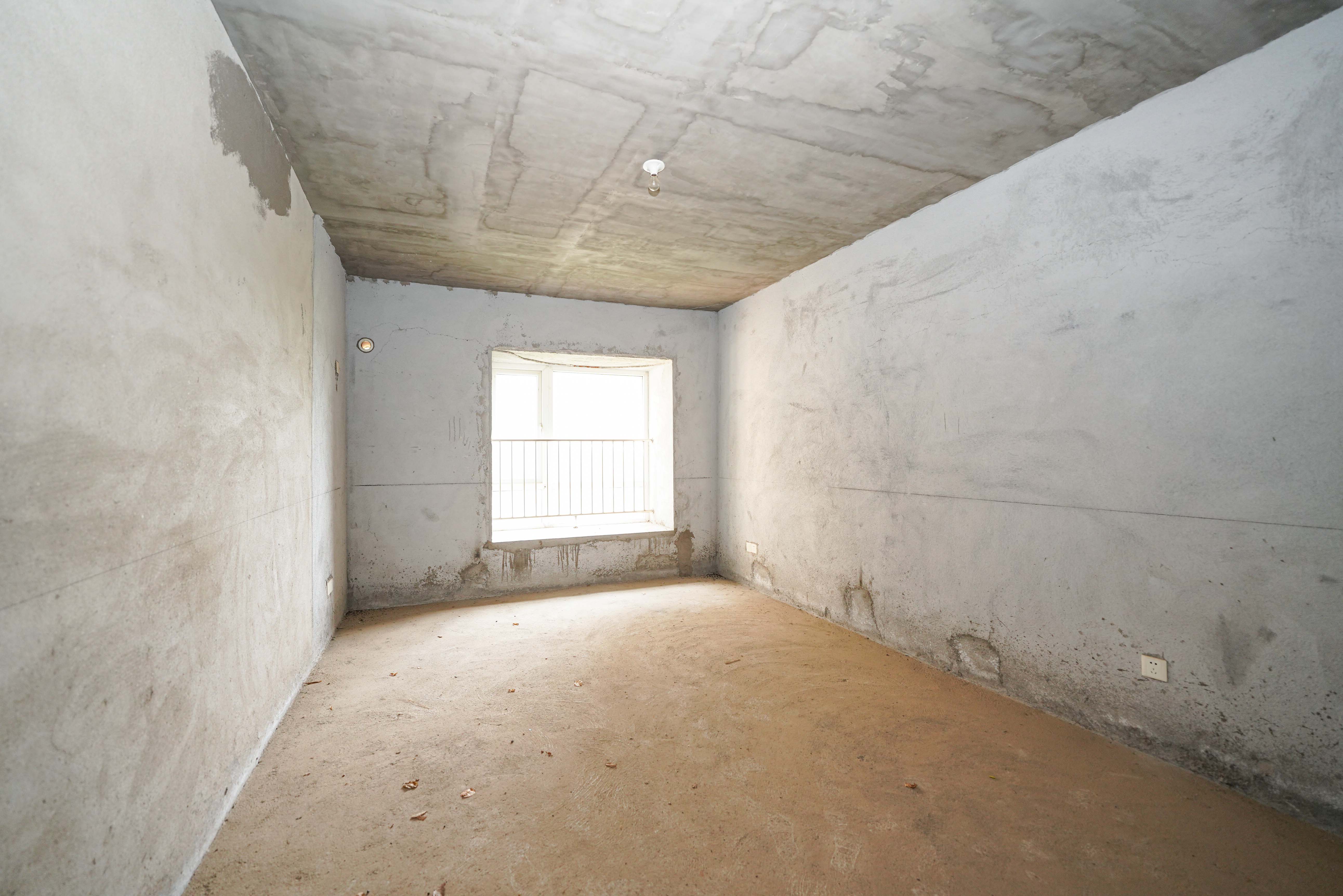 嘉华城(一期)  3室2厅2卫    131.0万 嘉华城(一期)  3室2厅2卫    131.0万卧室