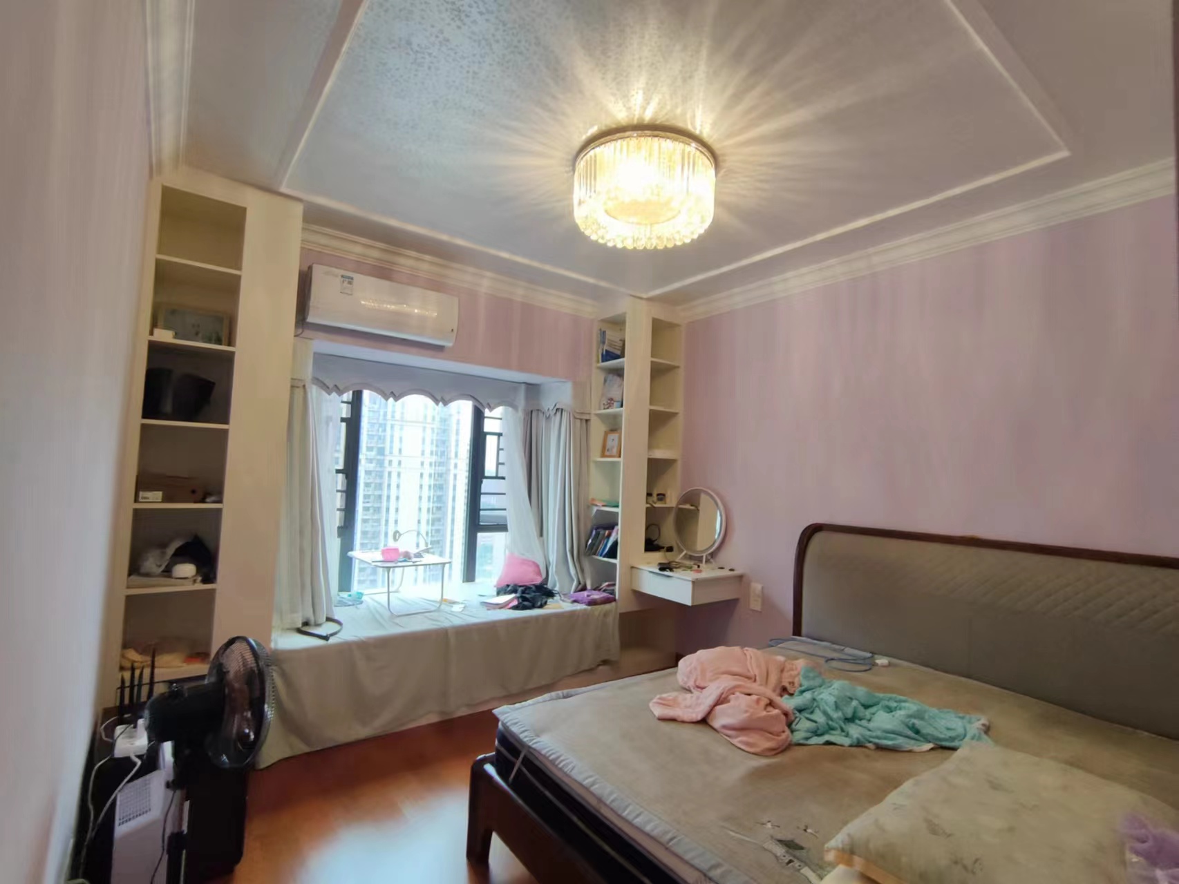 恒大华府 0室0厅0卫 90.0万 恒大华府 0室0厅0卫 90.0万室内图