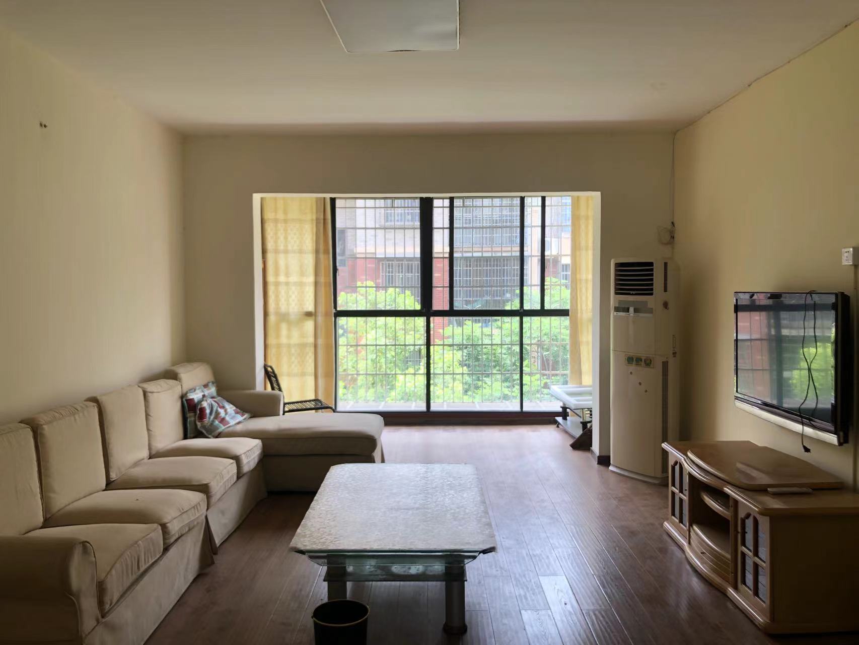 湘湾B区 3室2厅1卫 42.0万 湘湾B区 3室2厅1卫 42.0万室内图