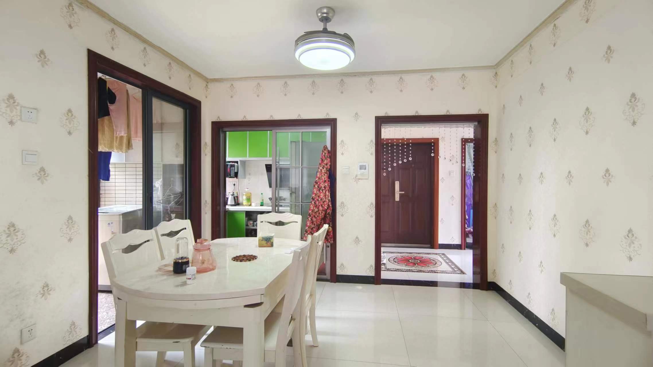 恒瑞雅园  3室2厅2卫    72.8万 恒瑞雅园  3室2厅2卫    72.8万室内图