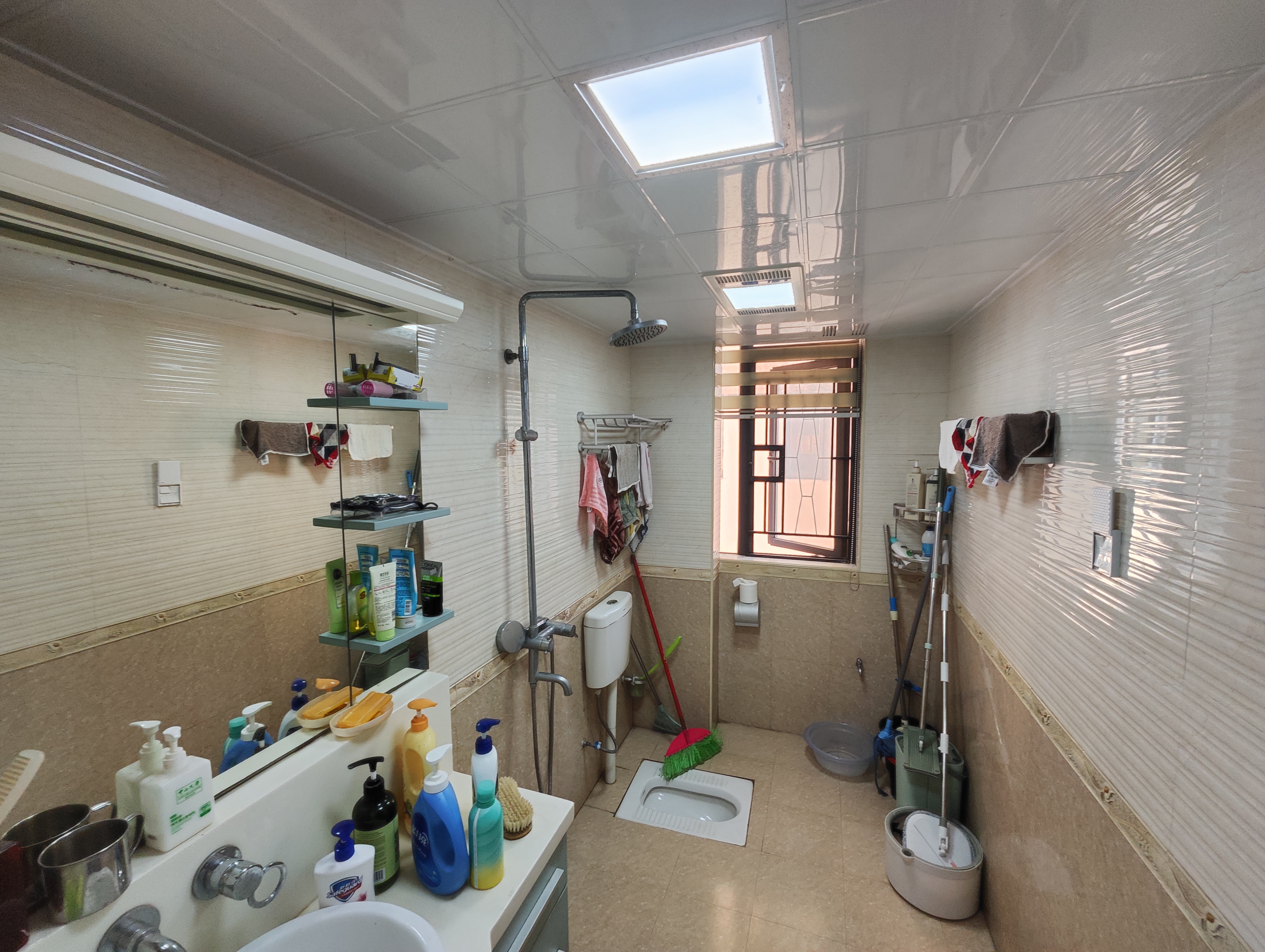 流金岁月-华晨国际 4室2厅3卫 138.0万 流金岁月-华晨国际 4室2厅3卫 138.0万室内图