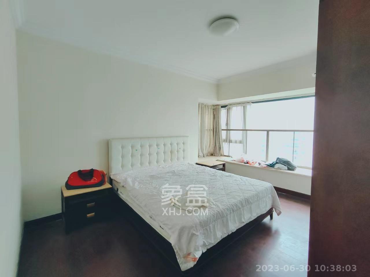恒大名都  4室2厅4卫   4000.00元/月室内图