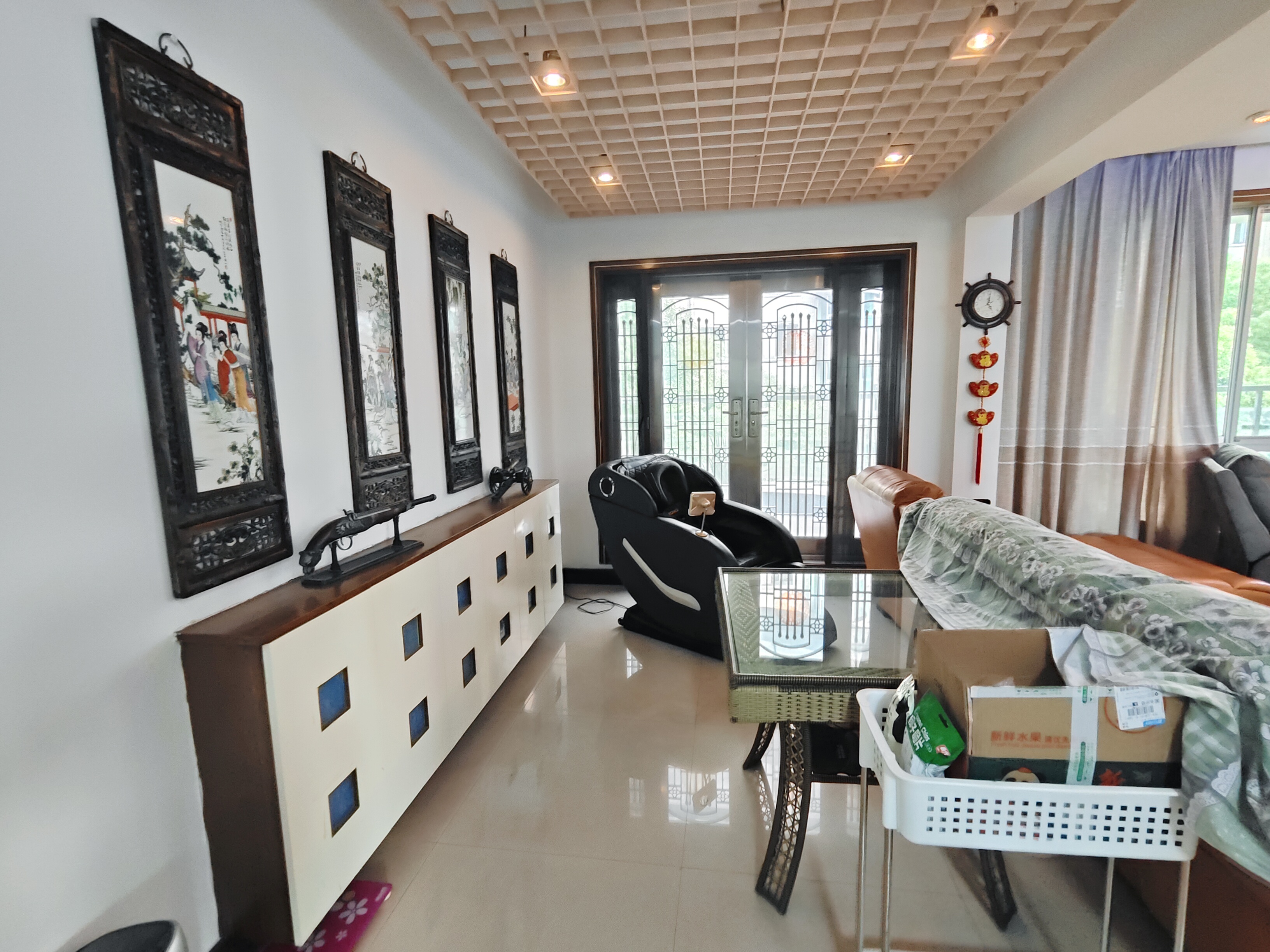 四季花园  5室2厅3卫    60.0万 四季花园  5室2厅3卫    60.0万室内图