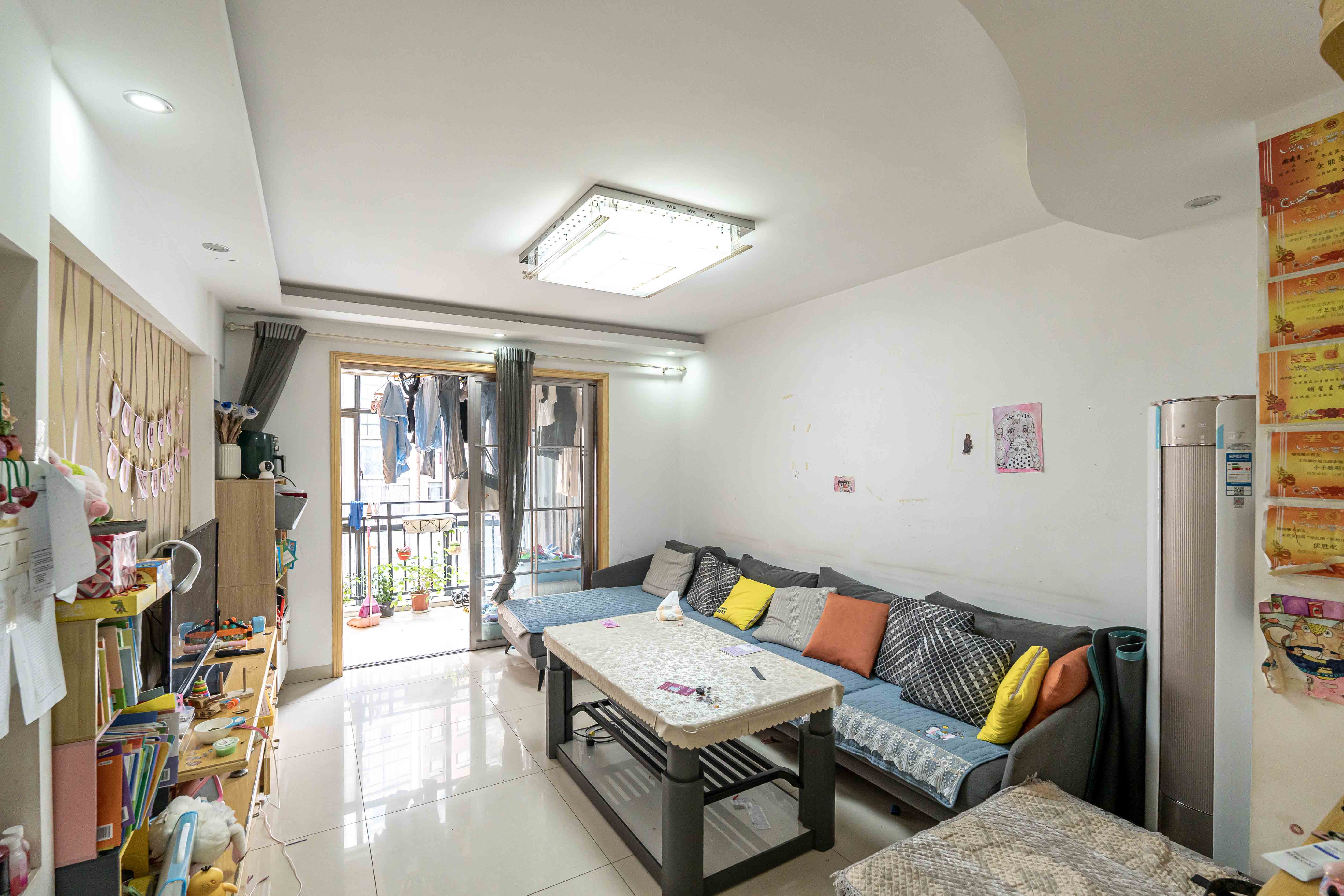 海拔东方  2室2厅2卫    92.7万 海拔东方  2室2厅2卫    92.7万客厅