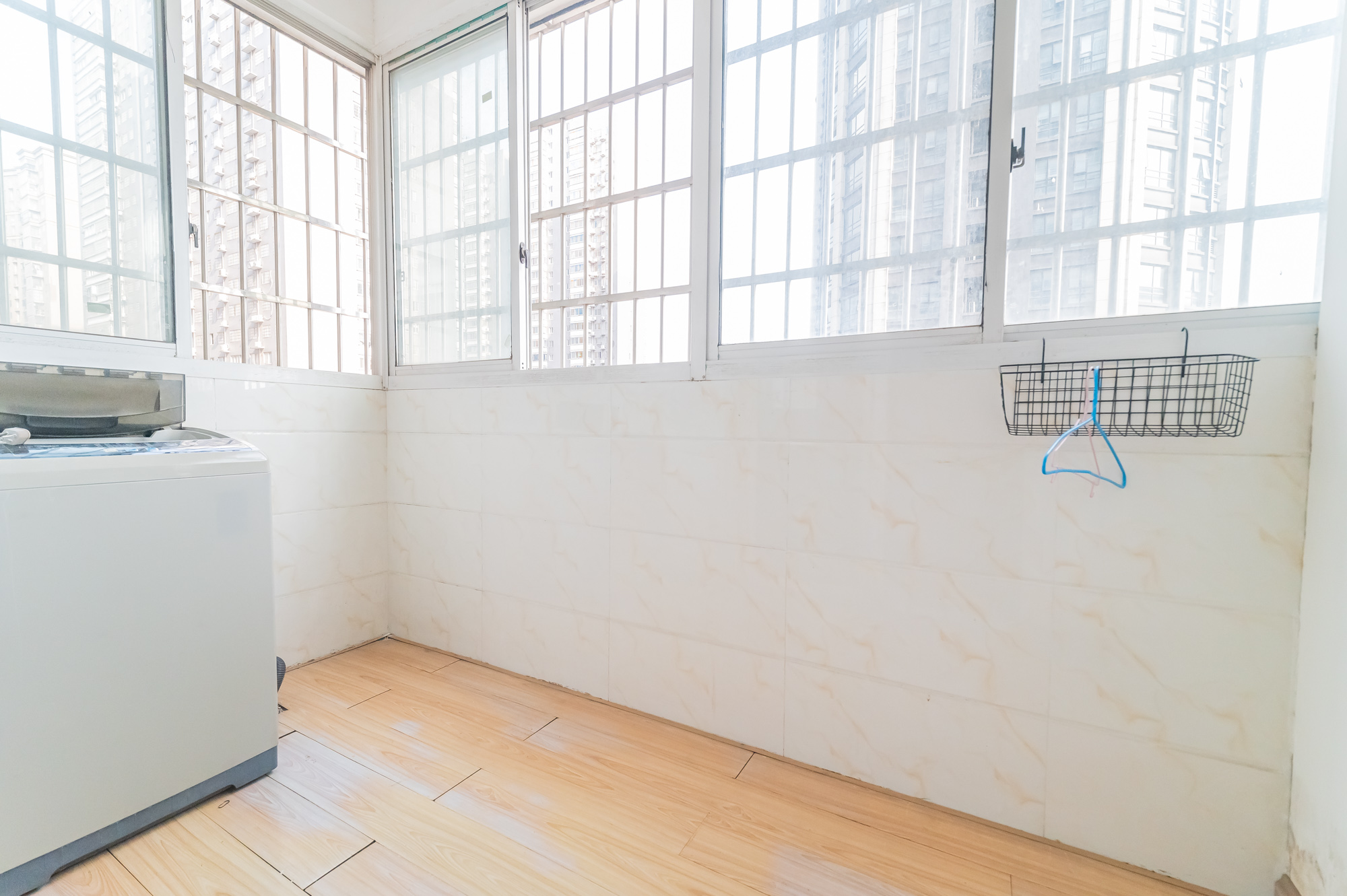 锦璨家园 3室2厅1卫 53.80万 锦璨家园 3室2厅1卫 53.80万阳台