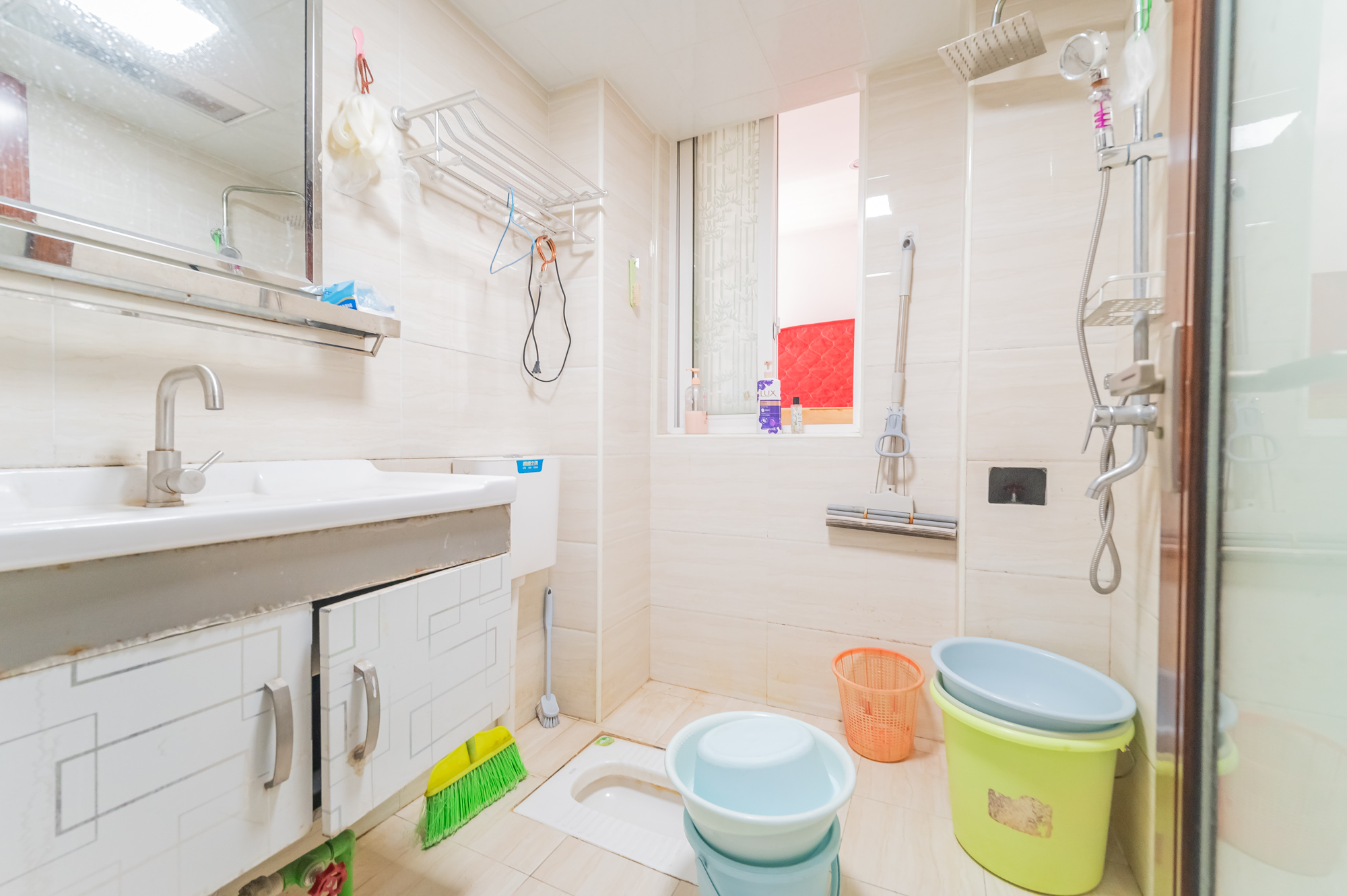 锦璨家园 3室2厅1卫 53.80万 锦璨家园 3室2厅1卫 53.80万卫生间