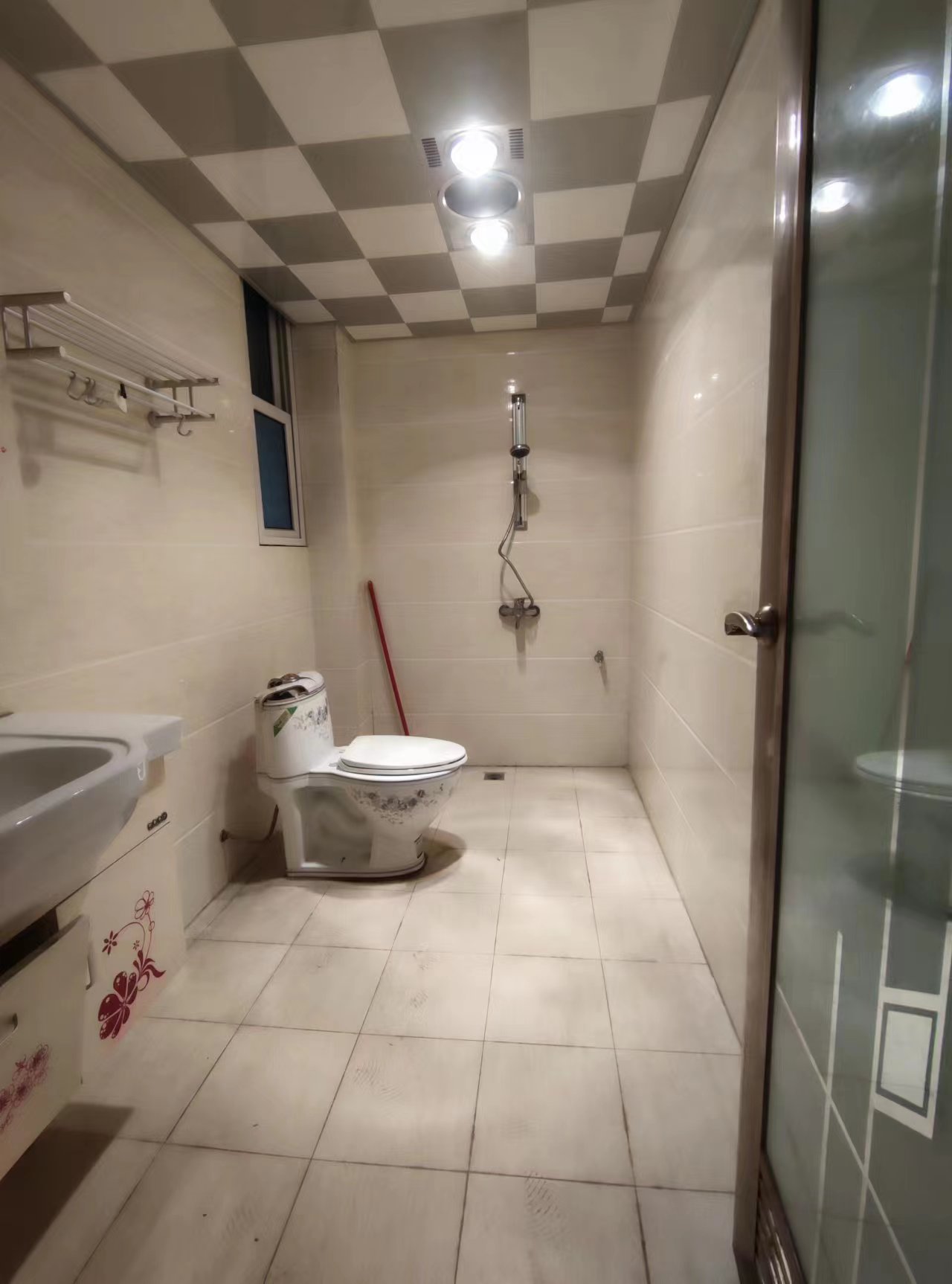 海德堡二期 3室2厅1卫 64.80万 海德堡二期 3室2厅1卫 64.80万室内图