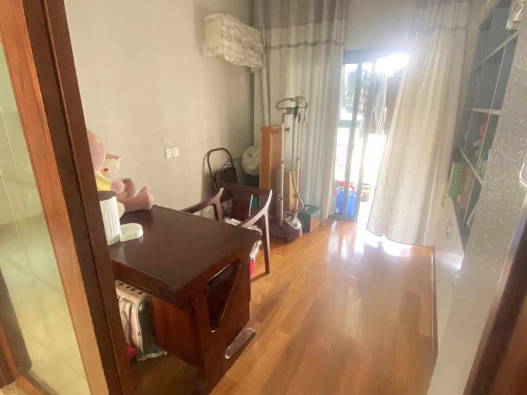 建鑫二期  3室2厅2卫    65.0万 建鑫二期  3室2厅2卫    65.0万客厅