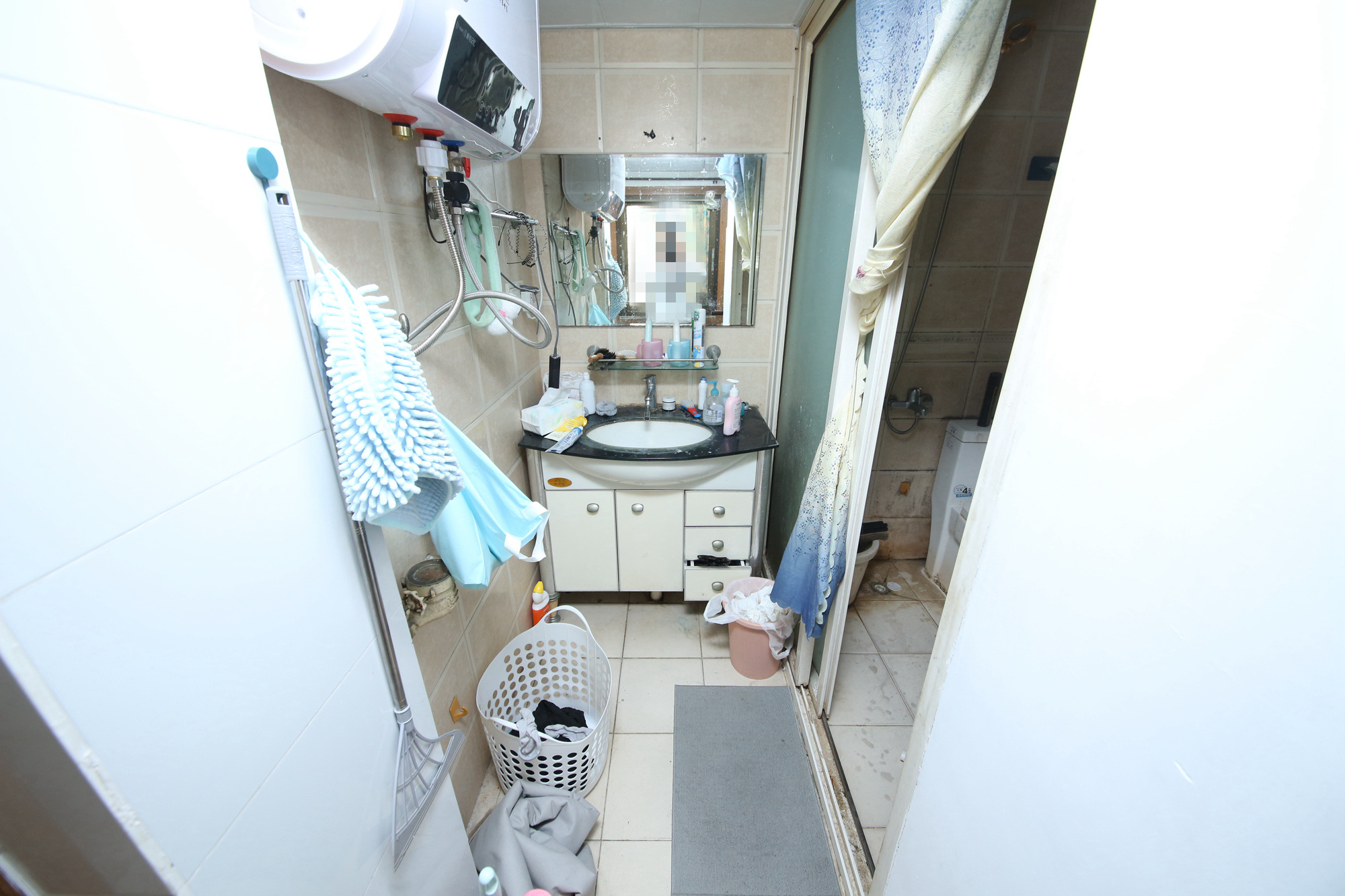 市直属机关宿舍  3室2厅1卫   65.80万卫生间