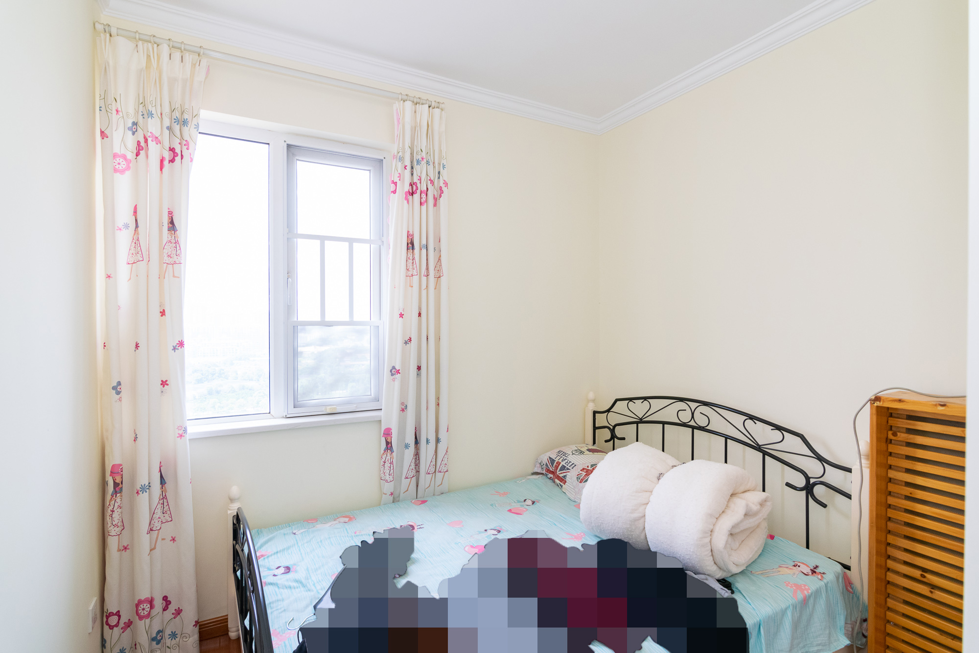 金地三千府(金地湖山樾、金地自在城)  3室2厅1卫    85.0万 金地三千府(金地湖山樾、金地自在城)  3室2厅1卫    85.0万卧室