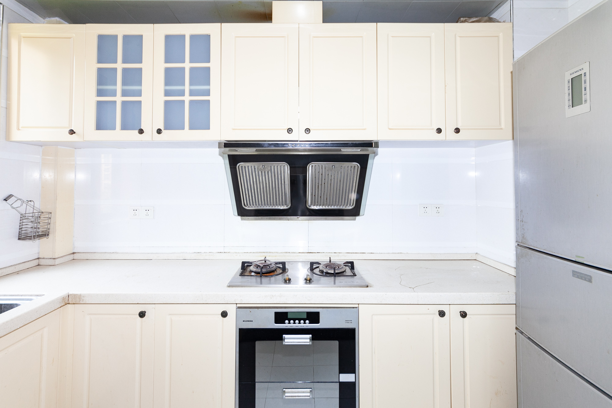 珠江东方明珠(新地东方明珠)一二期  3室2厅2卫    105.0万 珠江东方明珠(新地东方明珠)一二期  3室2厅2卫    105.0万厨房