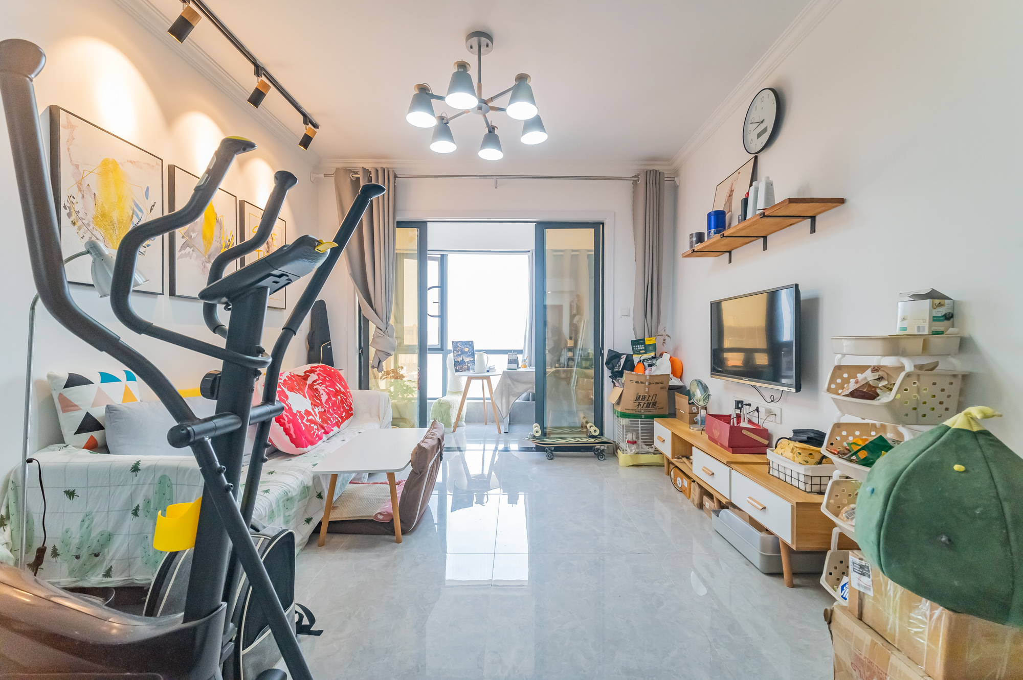 深业睿城 2室2厅1卫 52.0万 深业睿城 2室2厅1卫 52.0万客厅