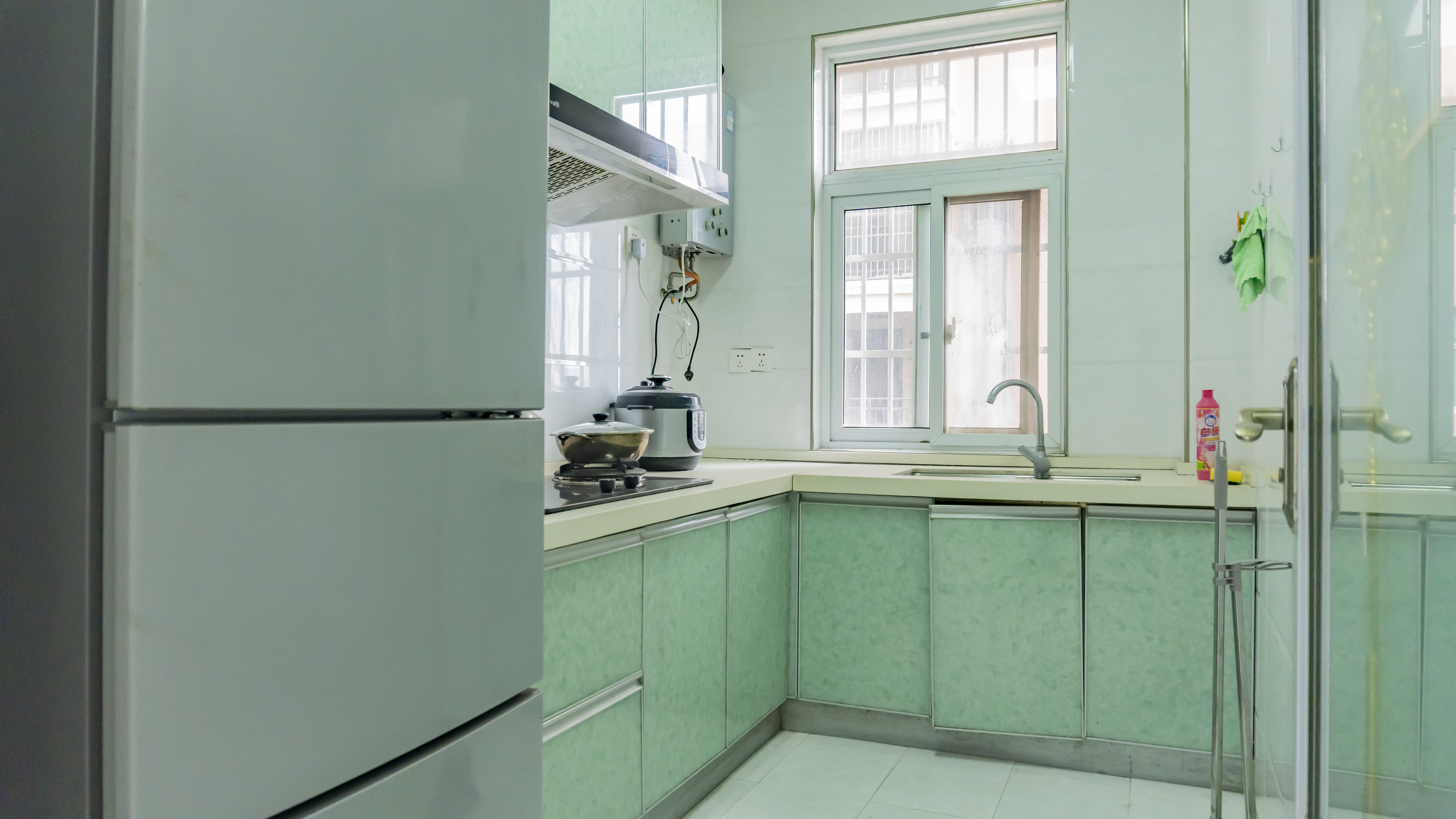 学府花园(文苑瑞景) 3室2厅1卫 37.80万 学府花园(文苑瑞景) 3室2厅1卫 37.80万室内图