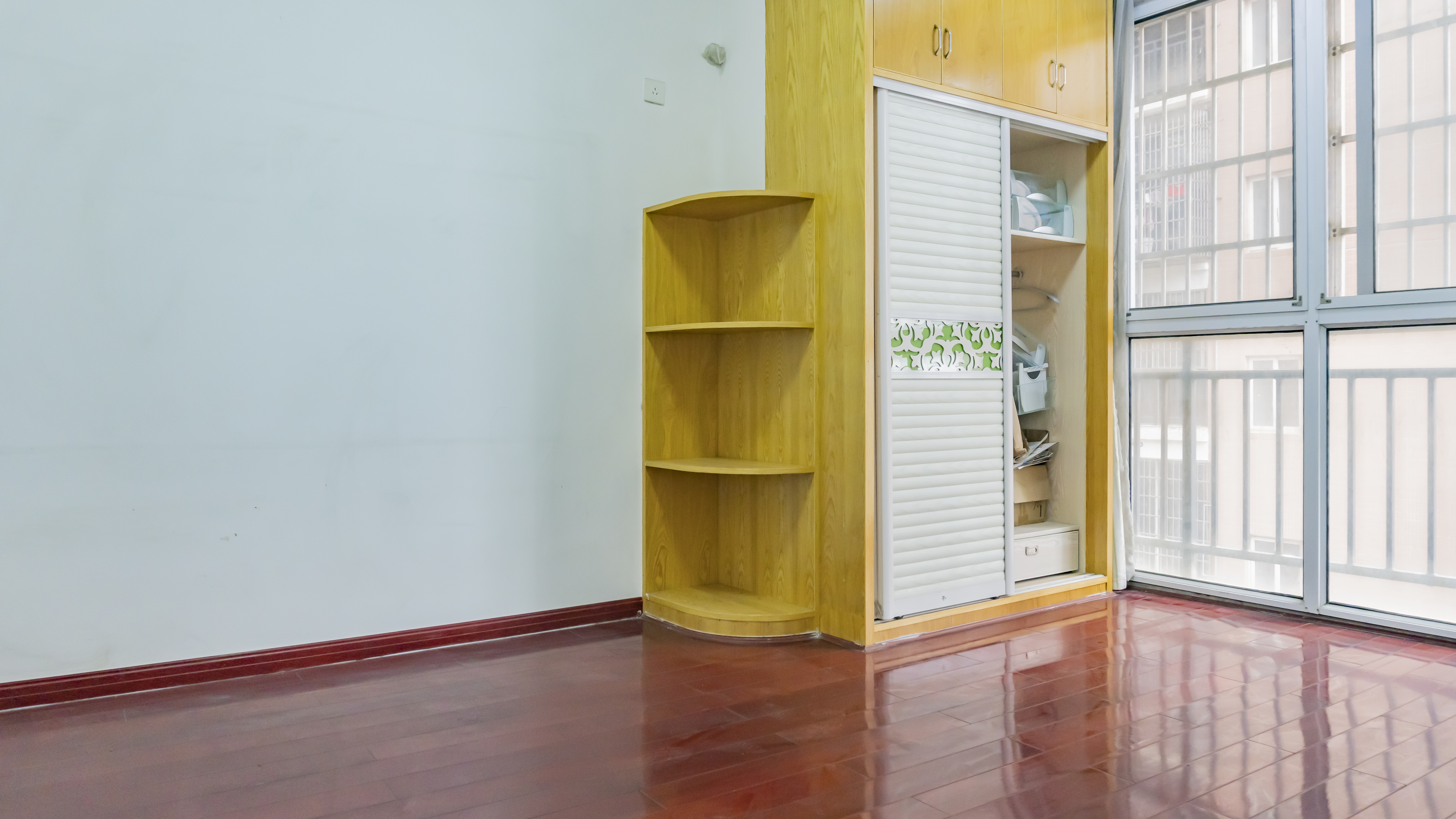 学府花园(文苑瑞景) 3室2厅1卫 37.80万 学府花园(文苑瑞景) 3室2厅1卫 37.80万室内图