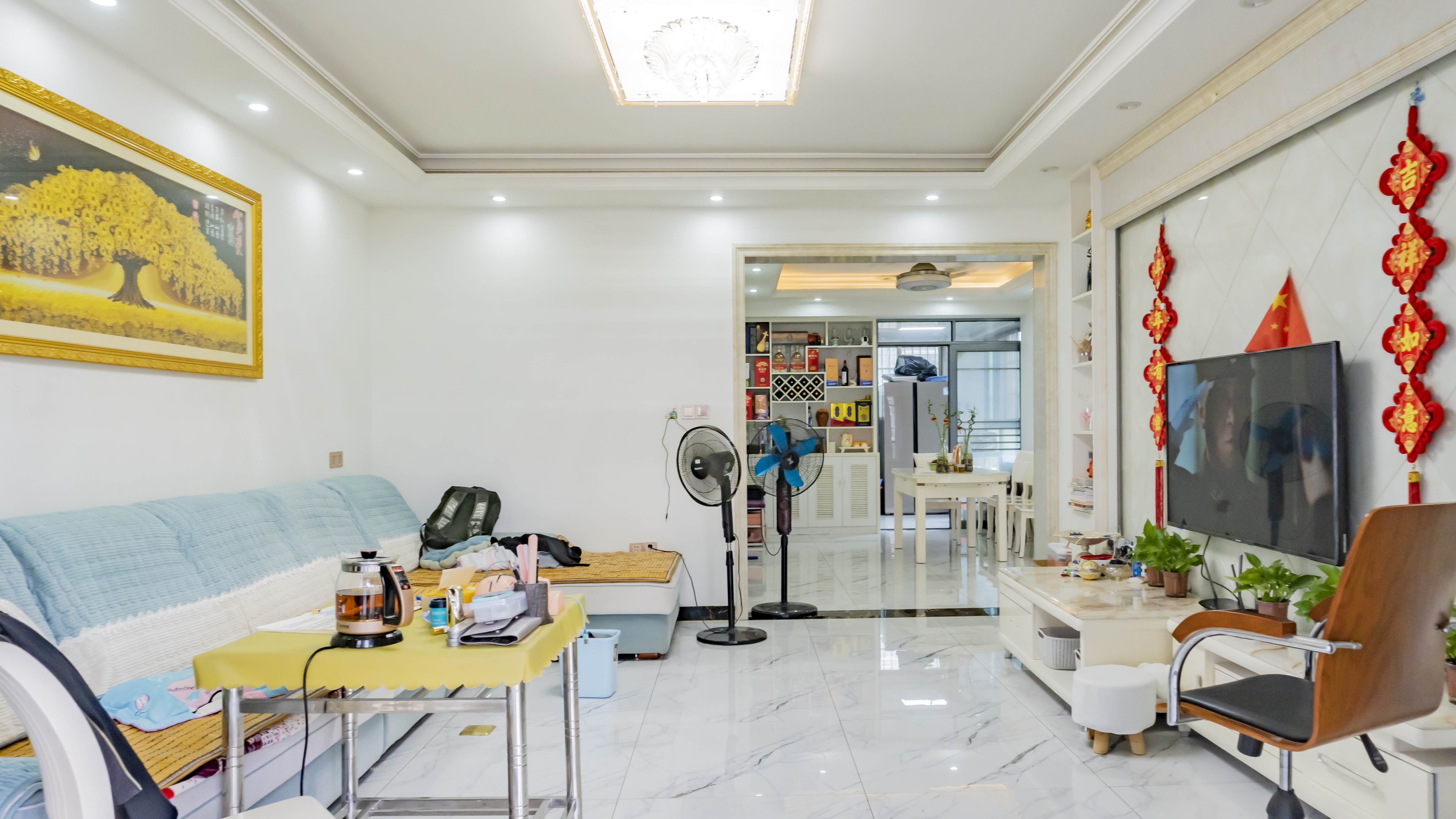 国色天香 3室2厅1卫 93.80万 国色天香 3室2厅1卫 93.80万室内图