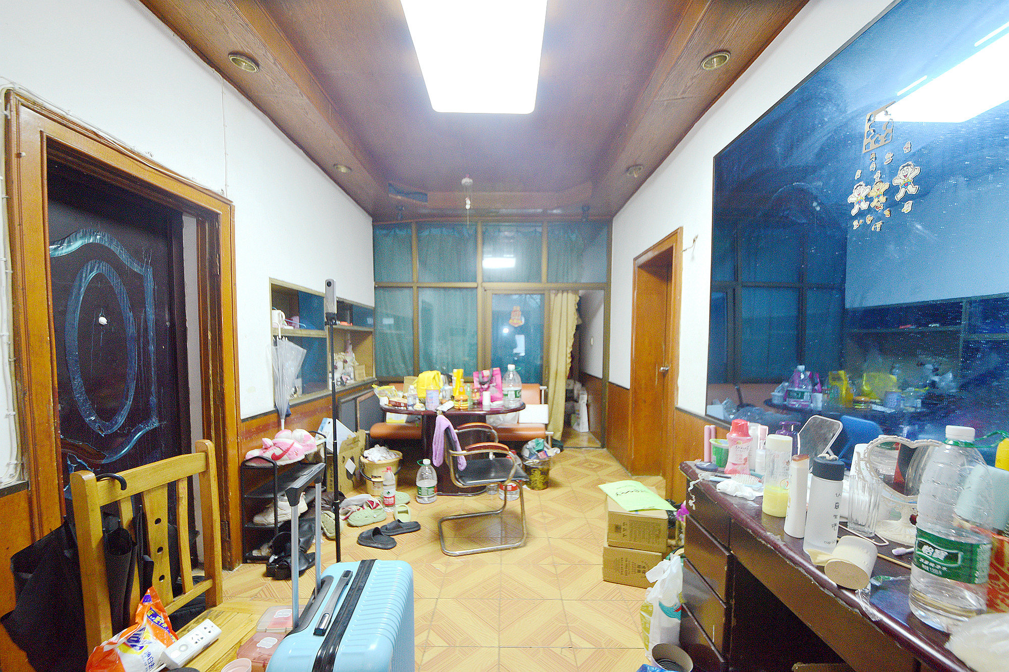 赤岗小区（一二三片）  2室1厅1卫   32.00万