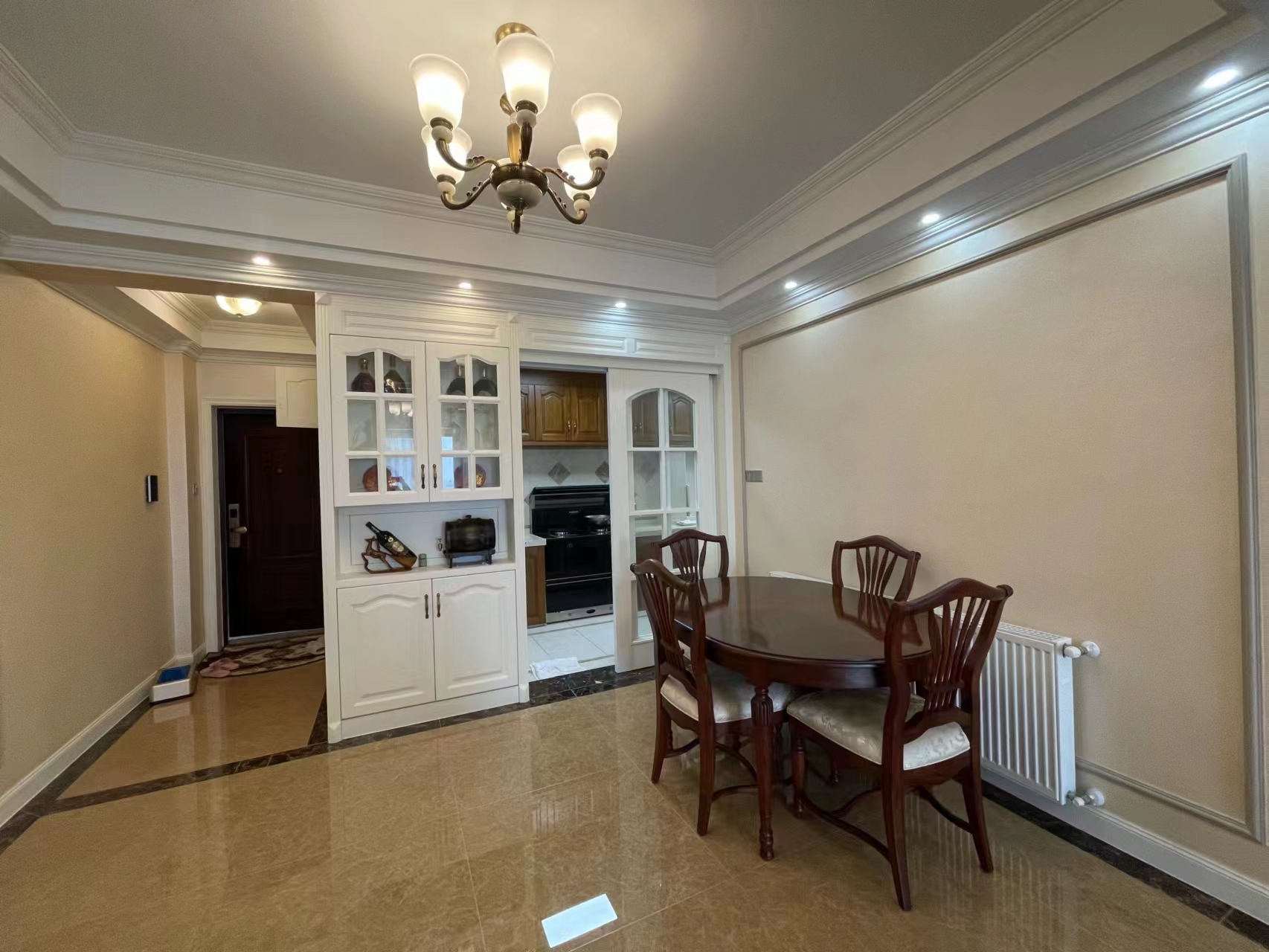 奥园广场  3室2厅1卫    105.0万 奥园广场  3室2厅1卫    105.0万室内图