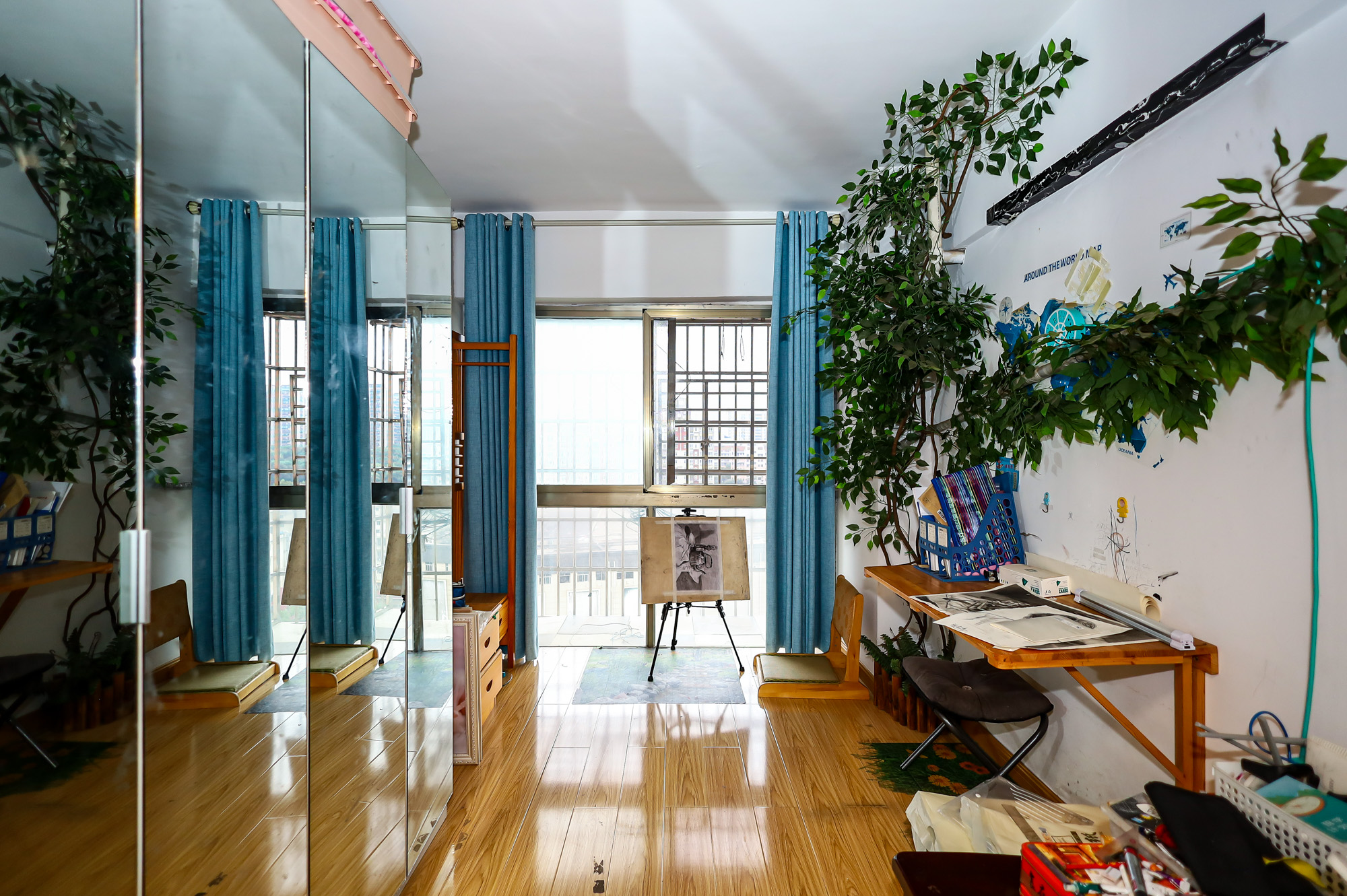 南国嘉苑 4室2厅2卫 125.0万 南国嘉苑 4室2厅2卫 125.0万阳台