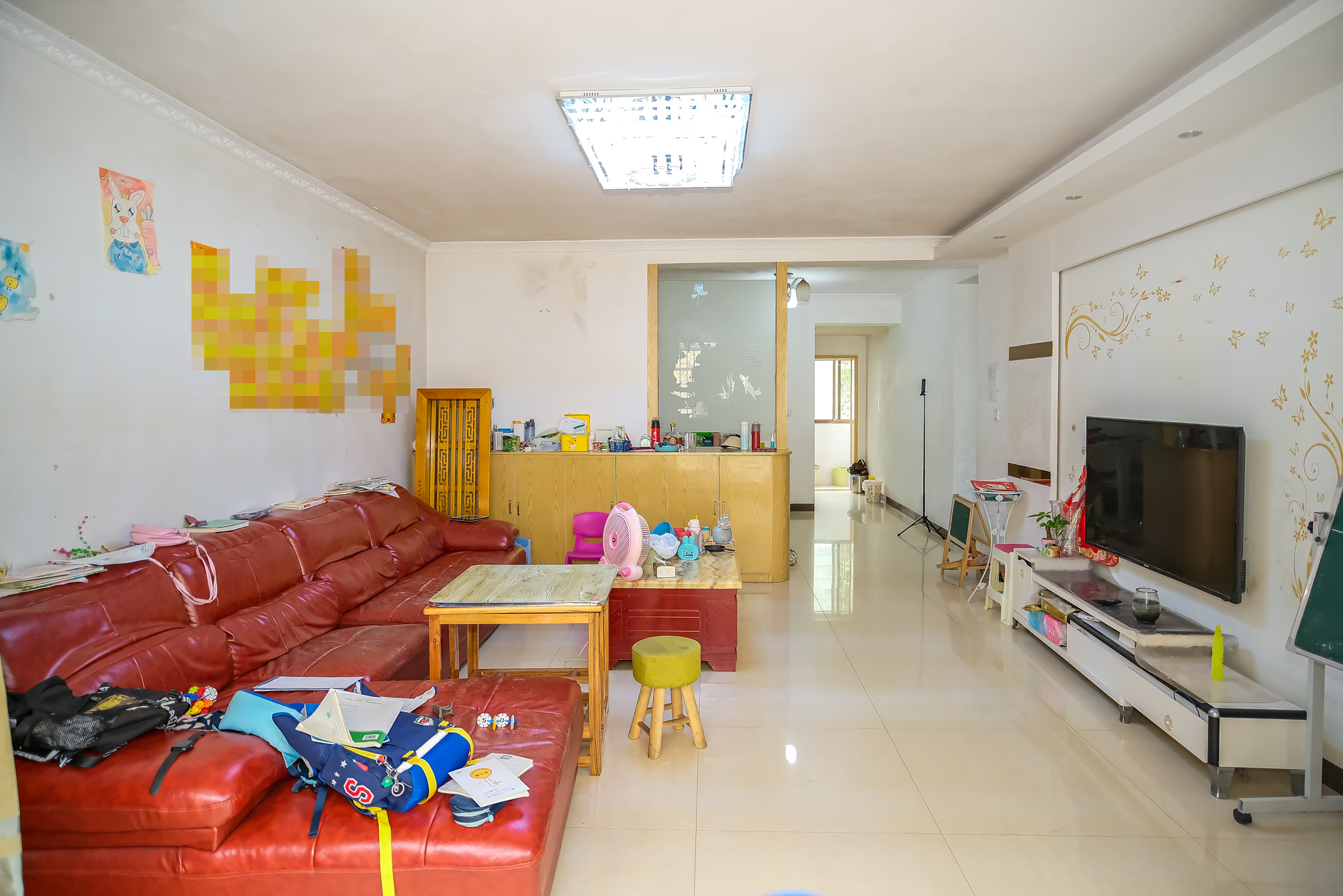 红树湾  4室2厅2卫    98.0万 红树湾  4室2厅2卫    98.0万客厅