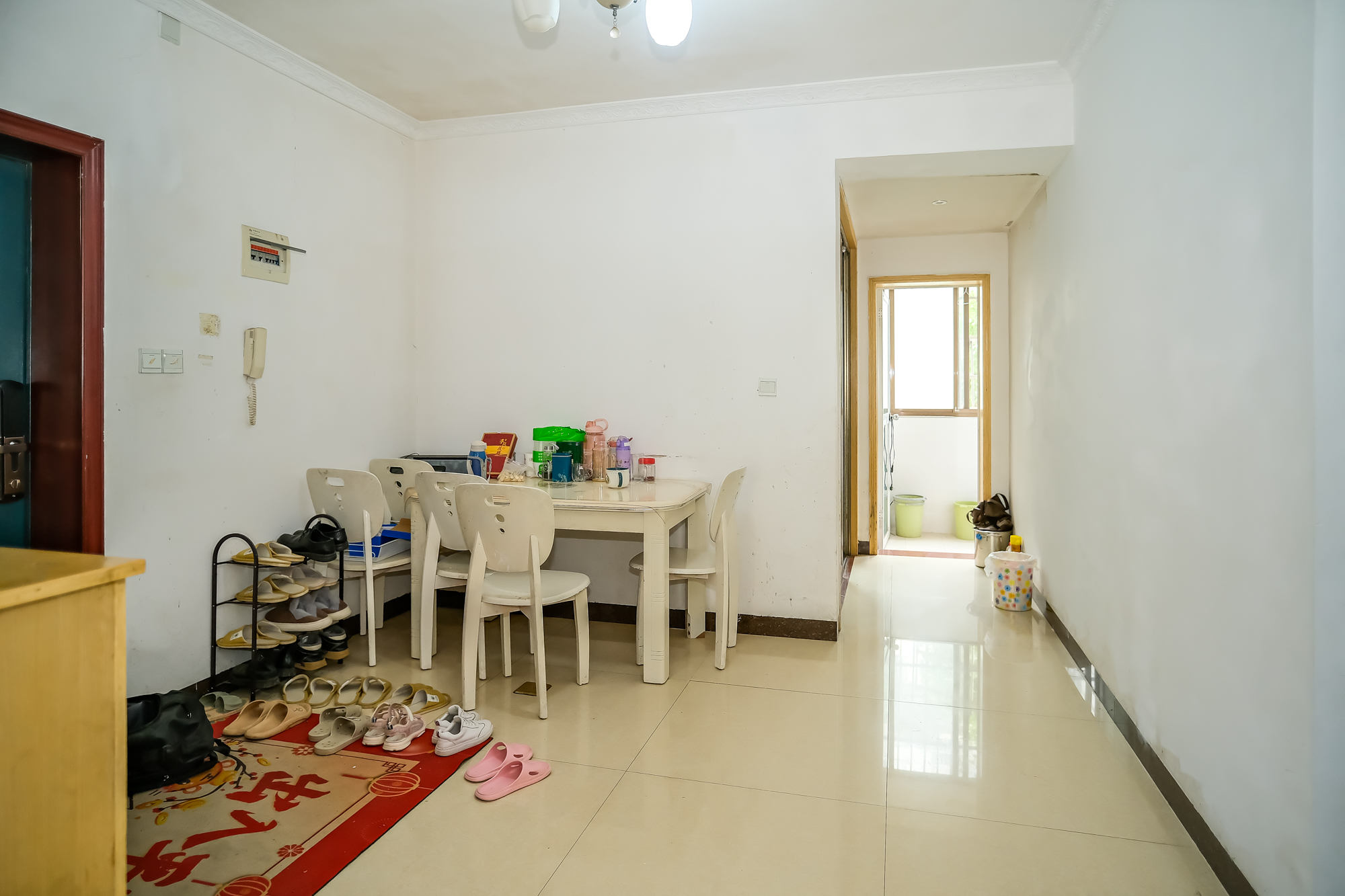 红树湾  4室2厅2卫    98.0万 红树湾  4室2厅2卫    98.0万客厅