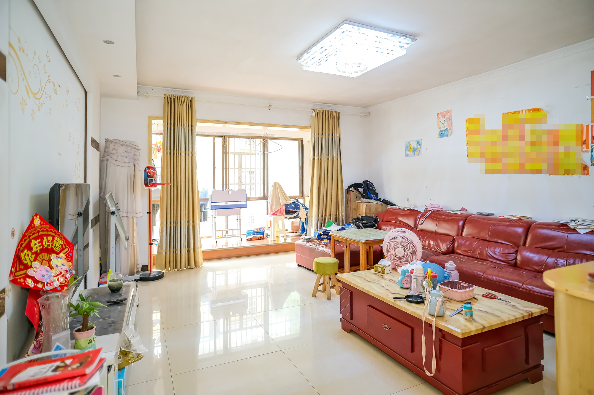 红树湾  4室2厅2卫    98.0万 红树湾  4室2厅2卫    98.0万客厅