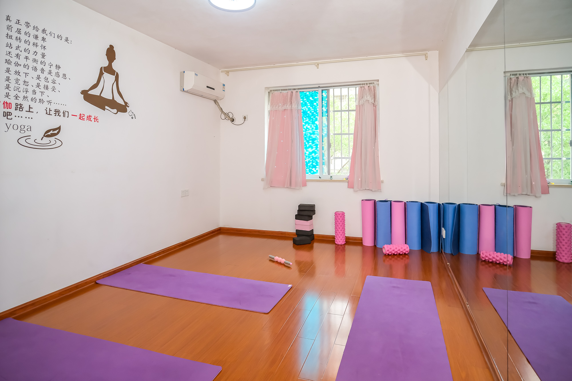 红树湾  4室2厅2卫    98.0万 红树湾  4室2厅2卫    98.0万卧室