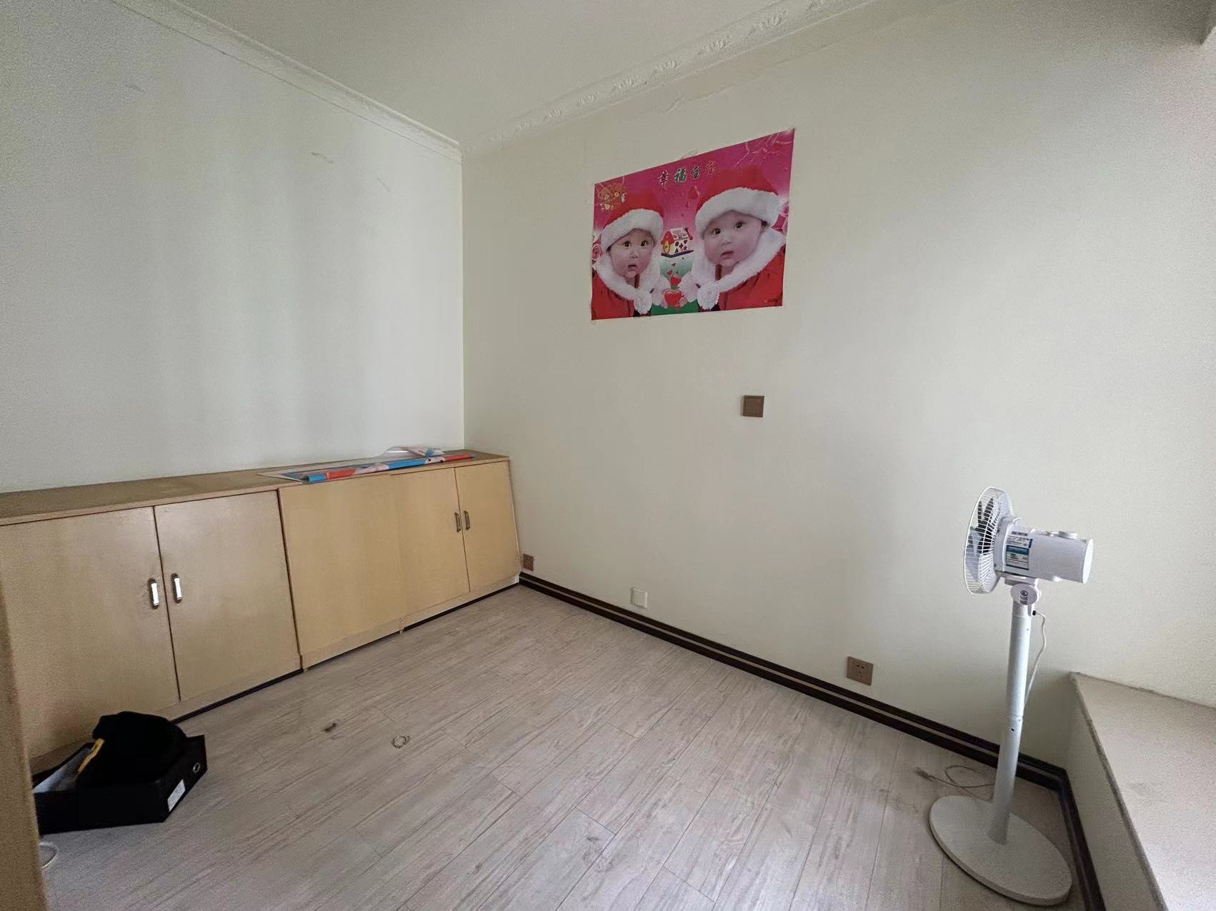 荷塘月色红旗南路46号 3室2厅1卫 49.8万 荷塘月色红旗南路46号 3室2厅1卫 49.8万室内图