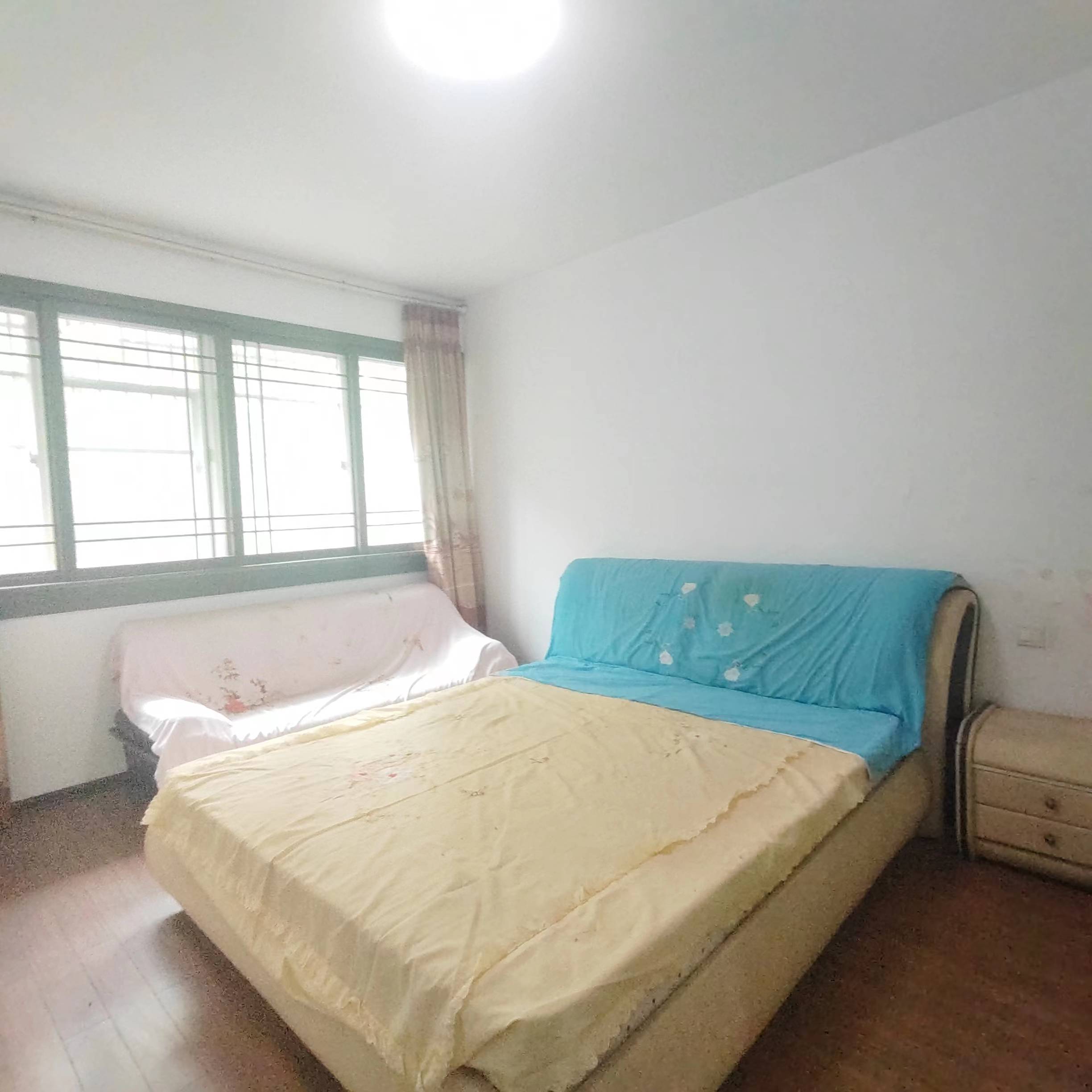 天台小区  3室2厅2卫   68.00万室内图