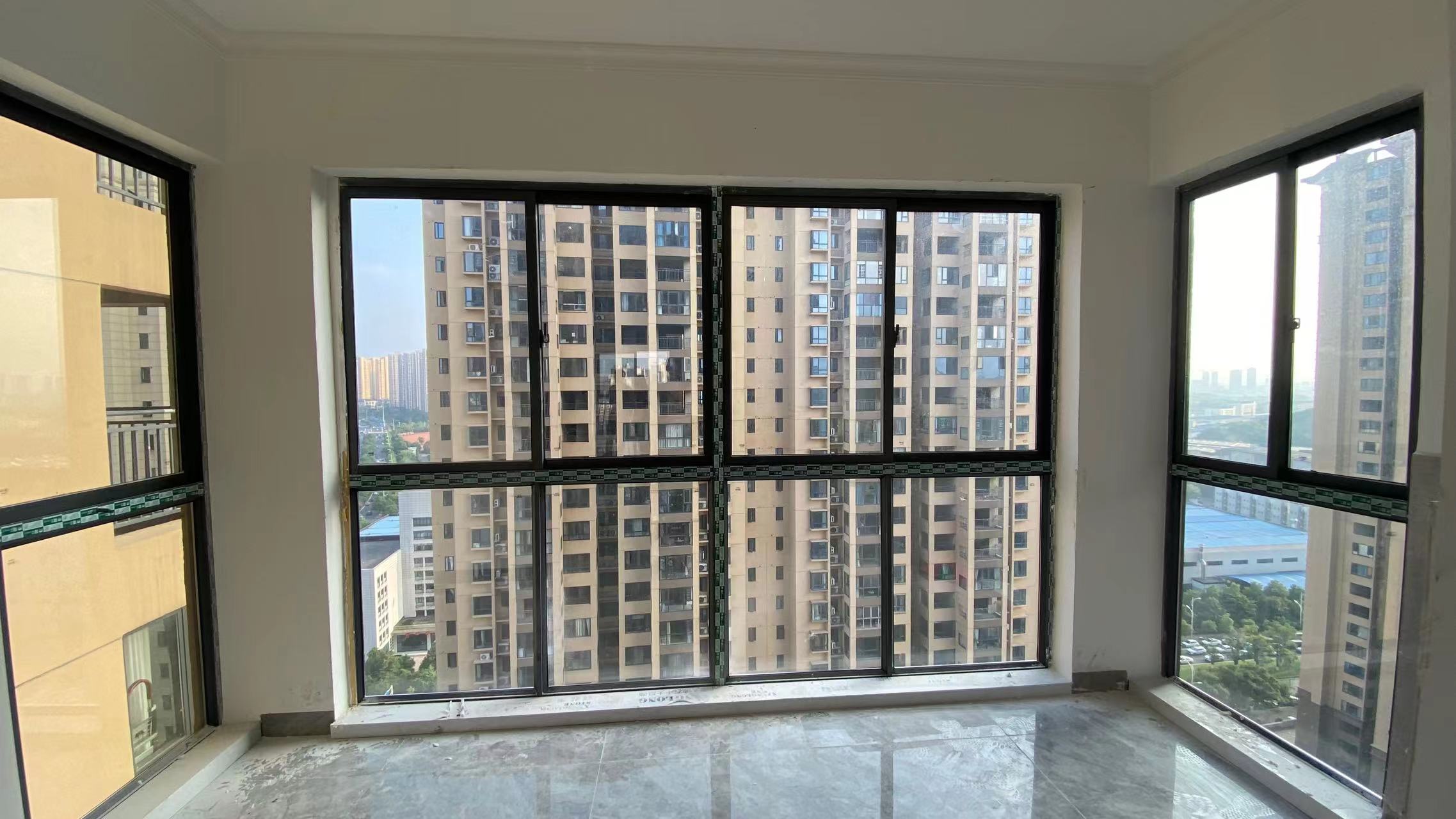 提香蓝岸 3室2厅2卫 61.8万 提香蓝岸 3室2厅2卫 61.8万室内图