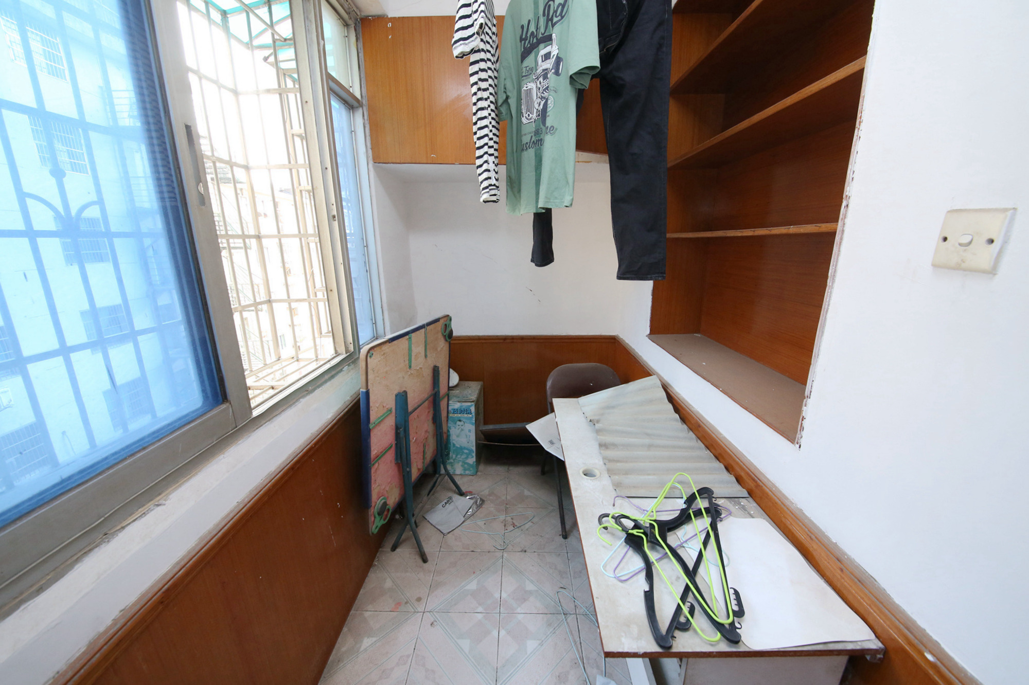文华商住楼  2室2厅1卫   67.00万阳台