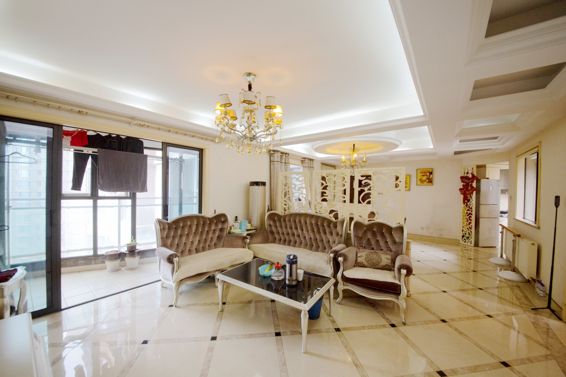 湘域熙岸  3室2厅2卫    148.0万 湘域熙岸  3室2厅2卫    148.0万客厅