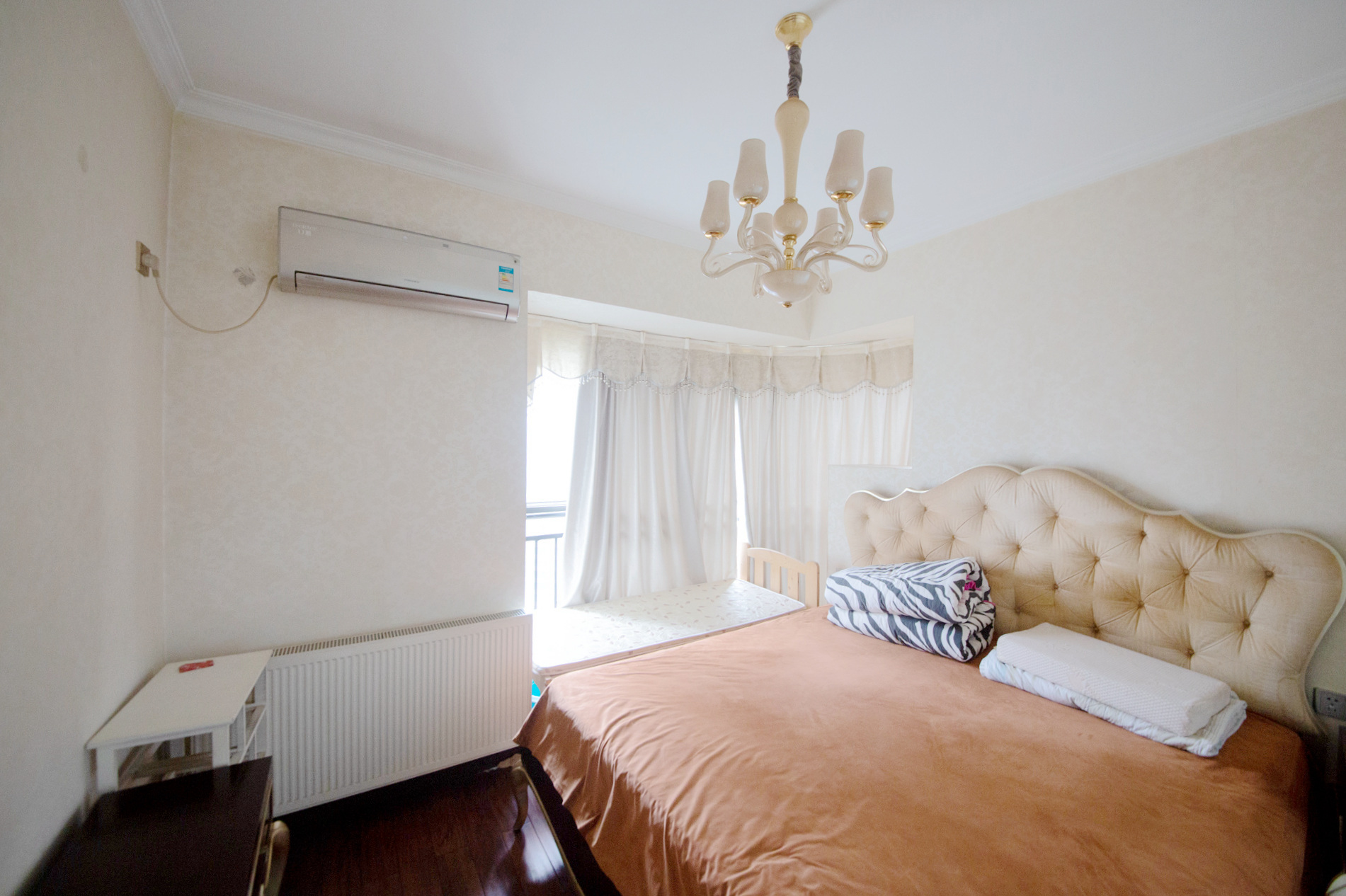 湘域熙岸  3室2厅2卫    148.0万 湘域熙岸  3室2厅2卫    148.0万卧室