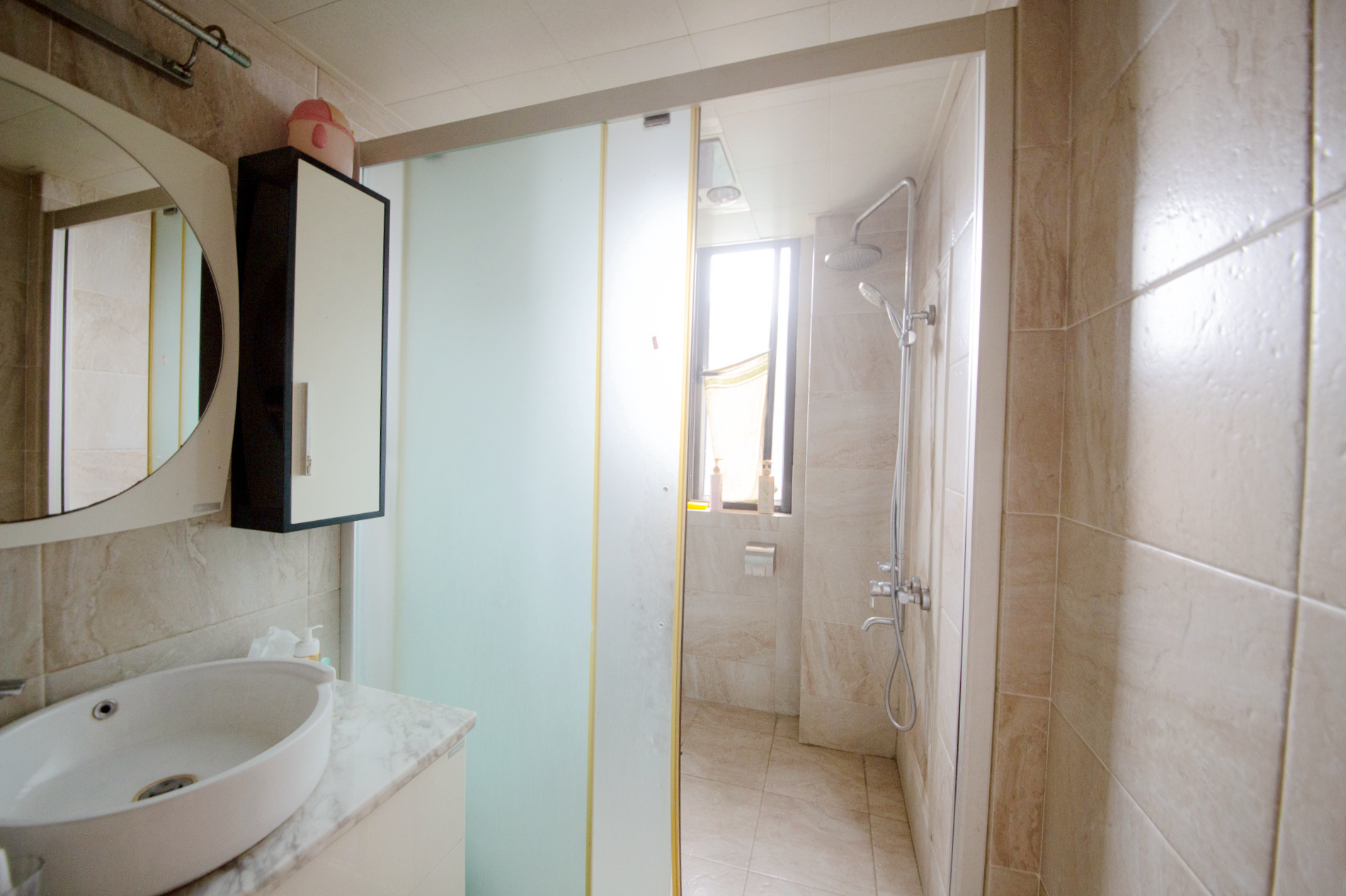 湘域熙岸  3室2厅2卫    148.0万 湘域熙岸  3室2厅2卫    148.0万卫生间