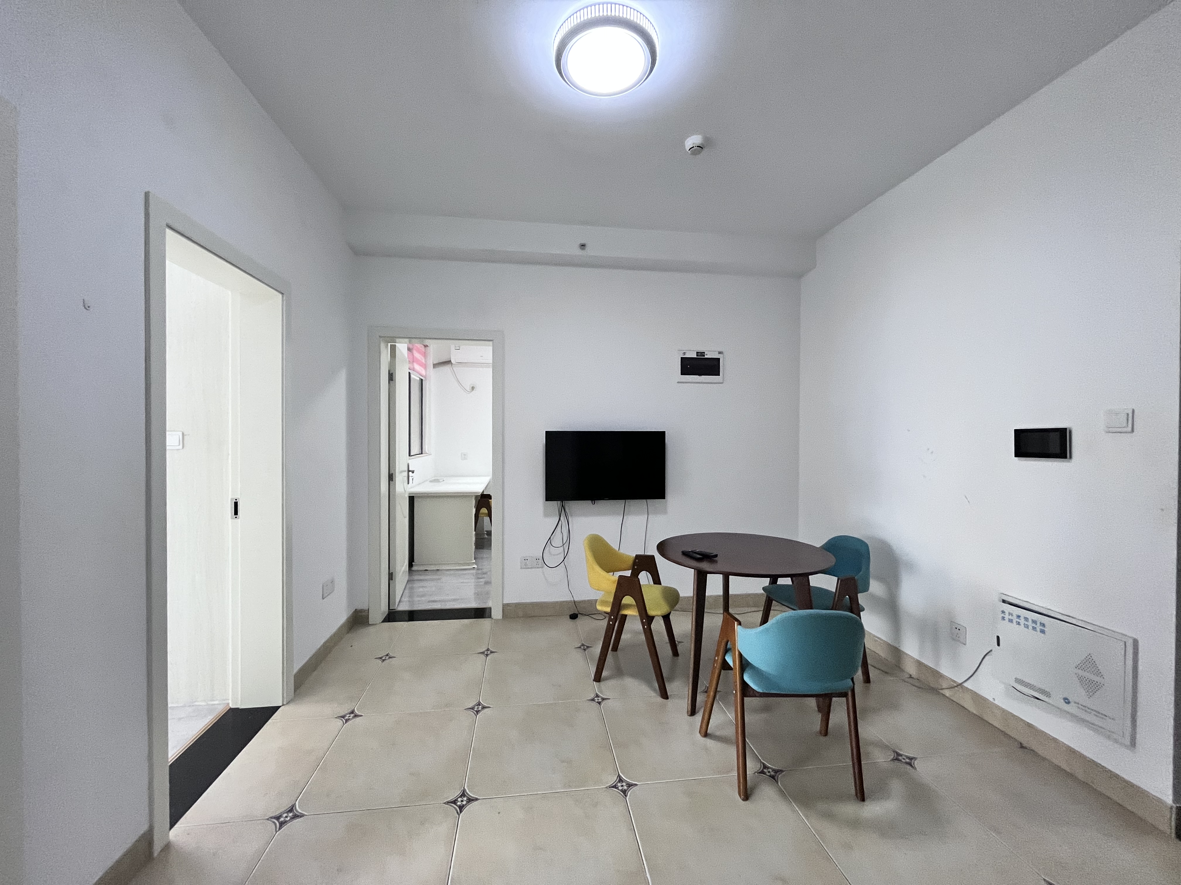 流金岁月-华晨国际 2室1厅1卫 58.0万 流金岁月-华晨国际 2室1厅1卫 58.0万室内图