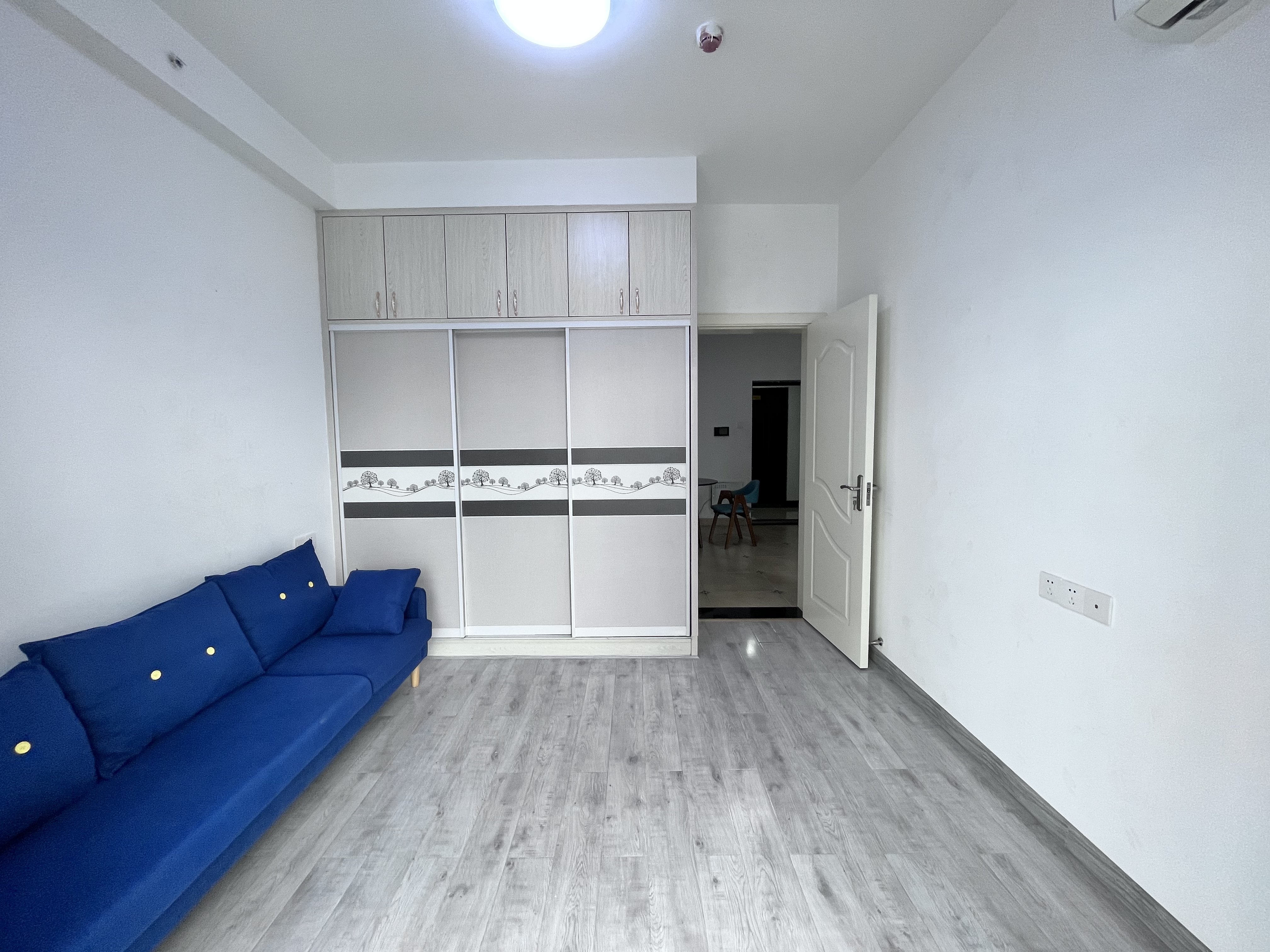 流金岁月-华晨国际 2室1厅1卫 58.0万 流金岁月-华晨国际 2室1厅1卫 58.0万室内图