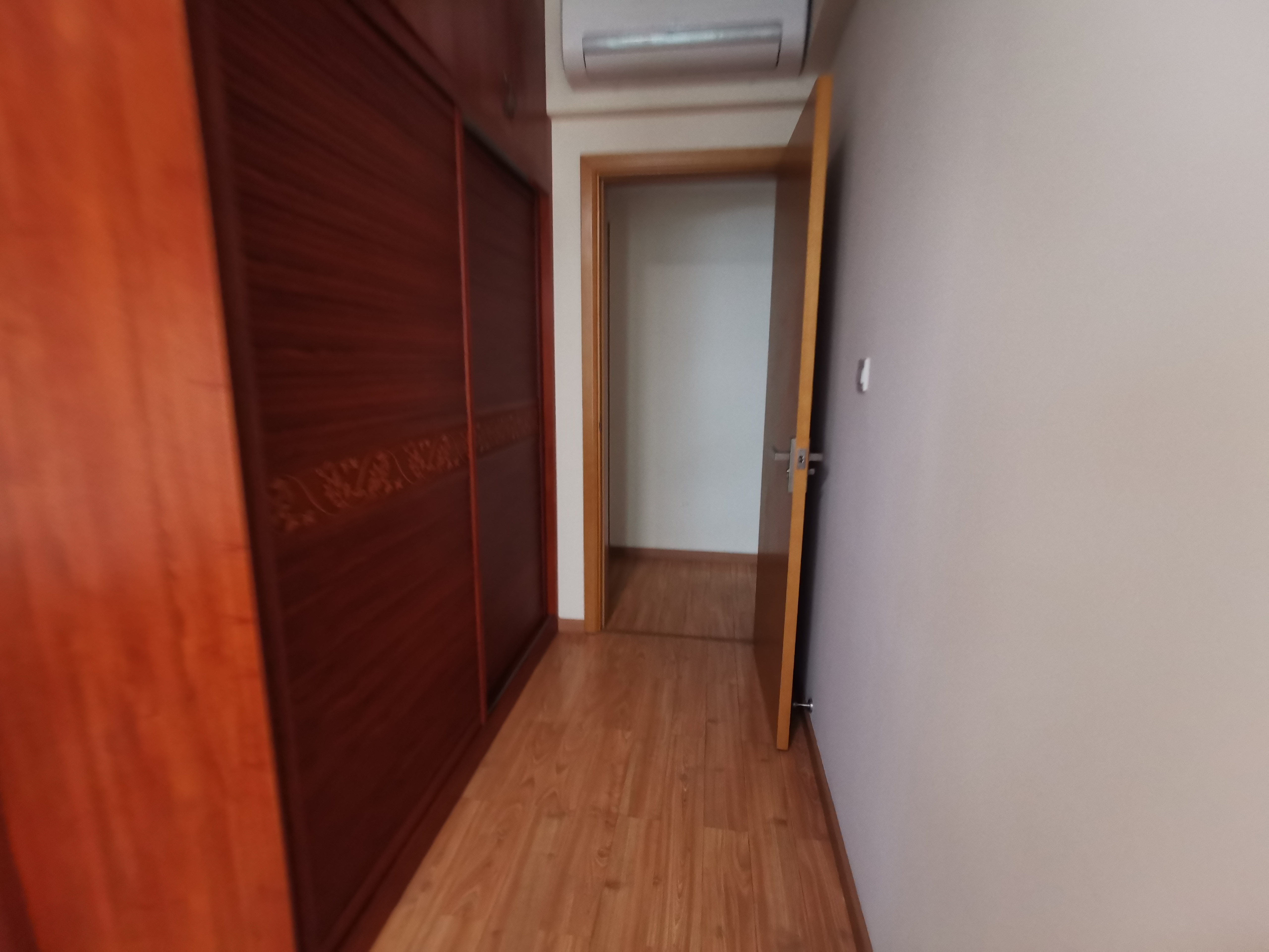 晋合湘水湾三期  3室2厅1卫    130.0万 晋合湘水湾三期  3室2厅1卫    130.0万室内图