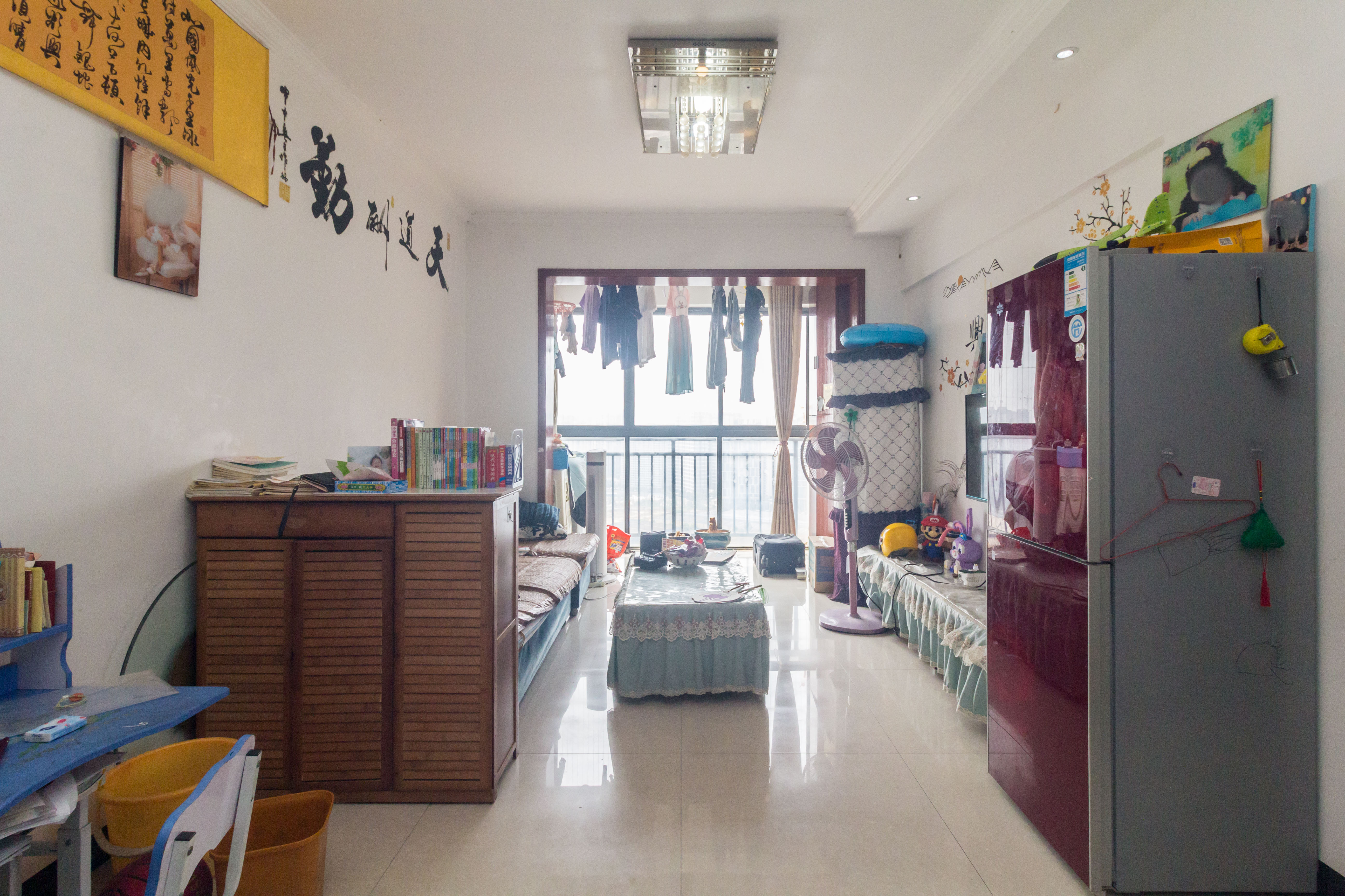 光明城市(星辰青年城) 2室2厅1卫 46.46万 光明城市(星辰青年城) 2室2厅1卫 46.46万客厅