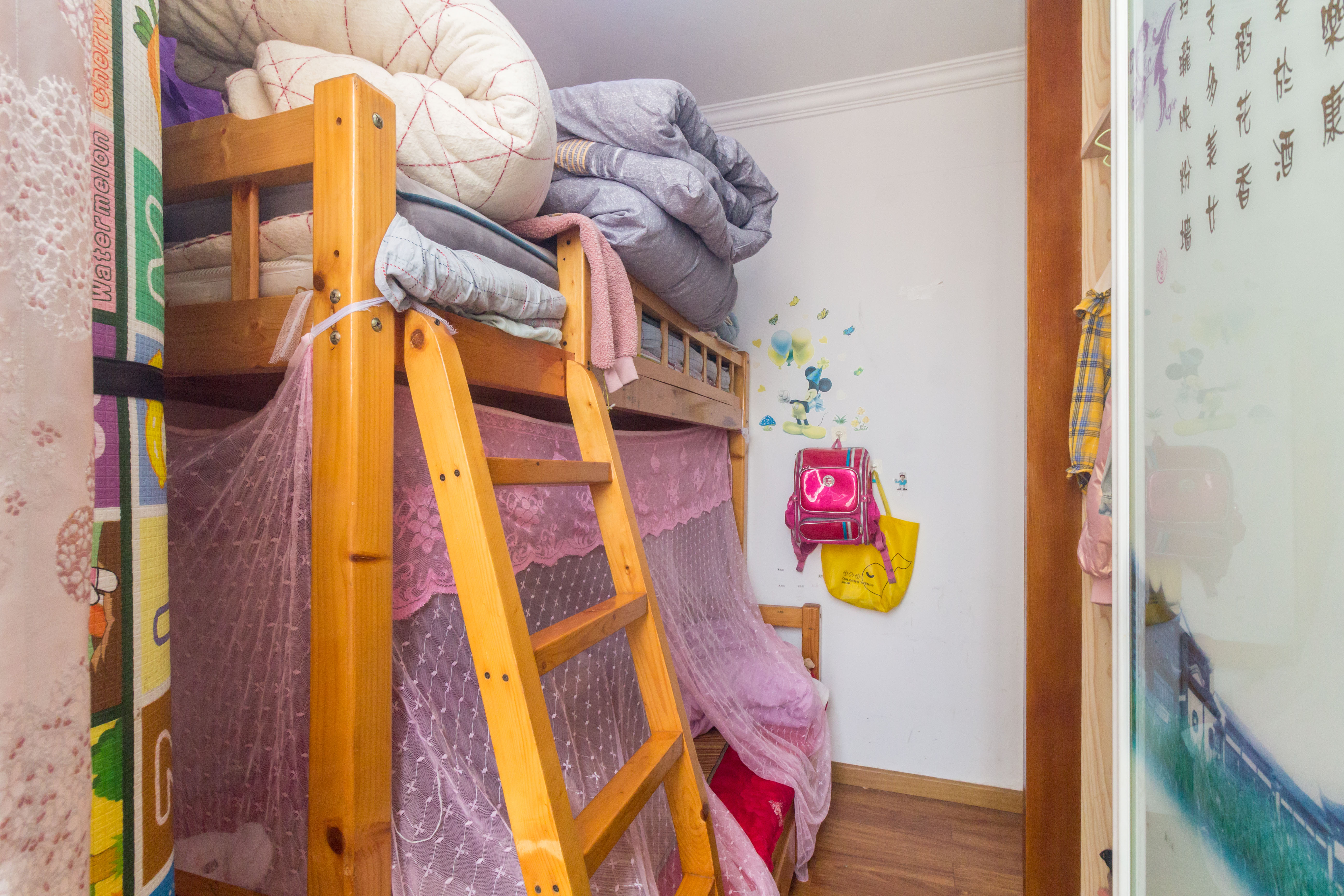 光明城市(星辰青年城) 2室2厅1卫 46.46万 光明城市(星辰青年城) 2室2厅1卫 46.46万卧室