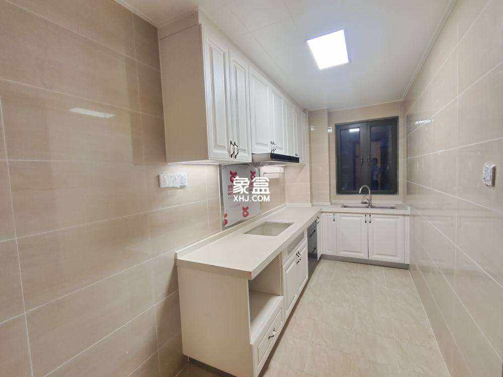 恒大华府 3室2厅2卫 88.0万 恒大华府 3室2厅2卫 88.0万室内图