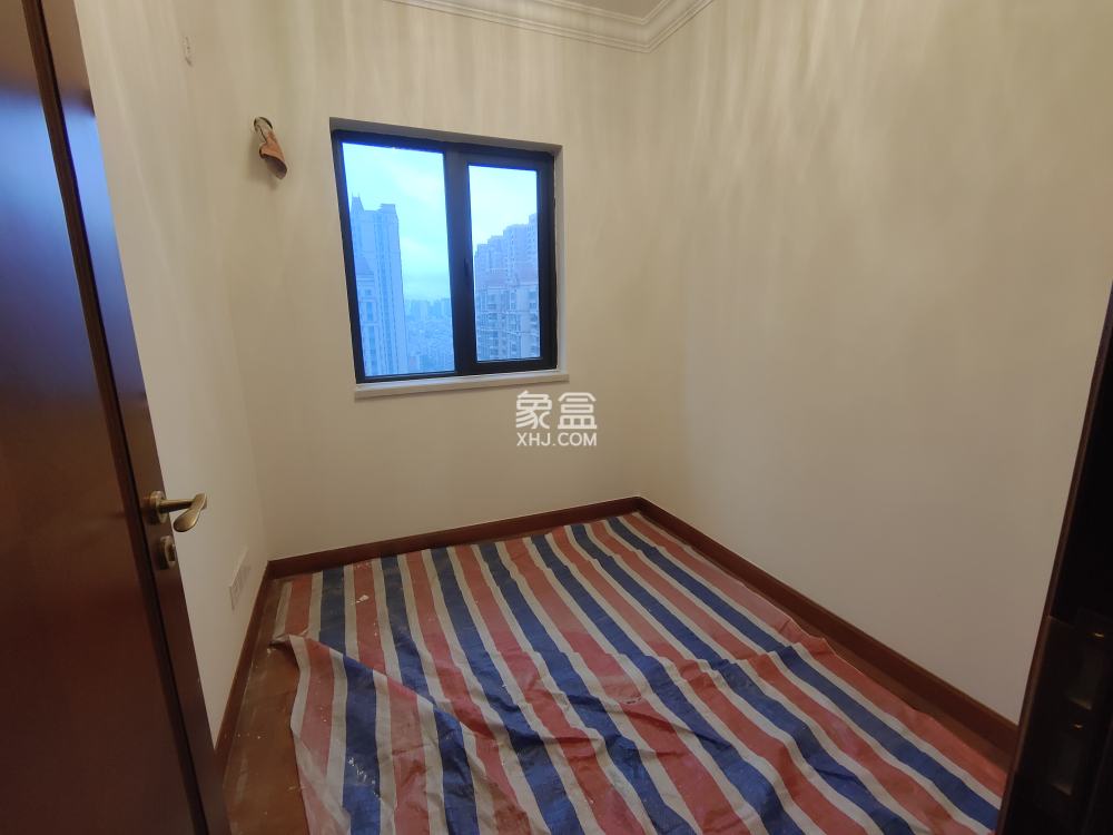 恒大华府 4室2厅2卫 150.0万 恒大华府 4室2厅2卫 150.0万室内图