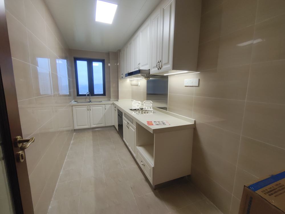 恒大华府 4室2厅2卫 150.0万 恒大华府 4室2厅2卫 150.0万室内图