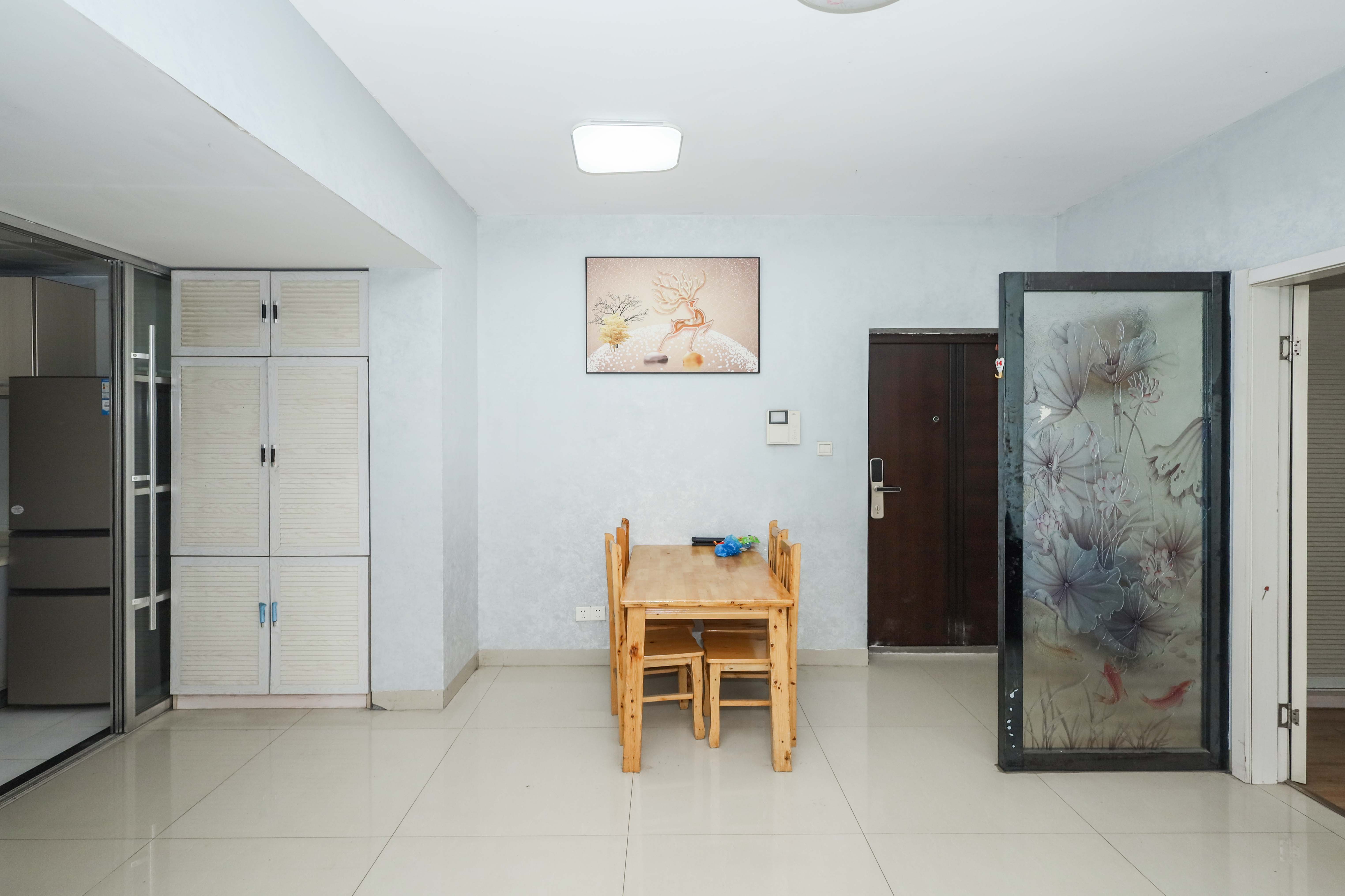 保利麓谷林語A區(qū) 2室2廳 82.80萬餐廳