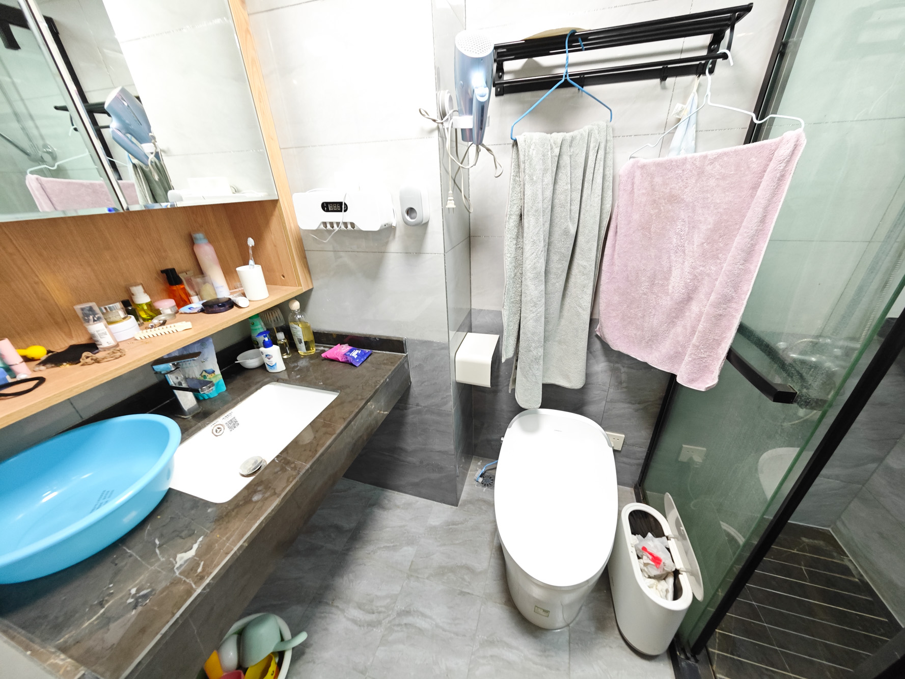 宏聚地中海  2室2厅1卫   75.00万卫生间