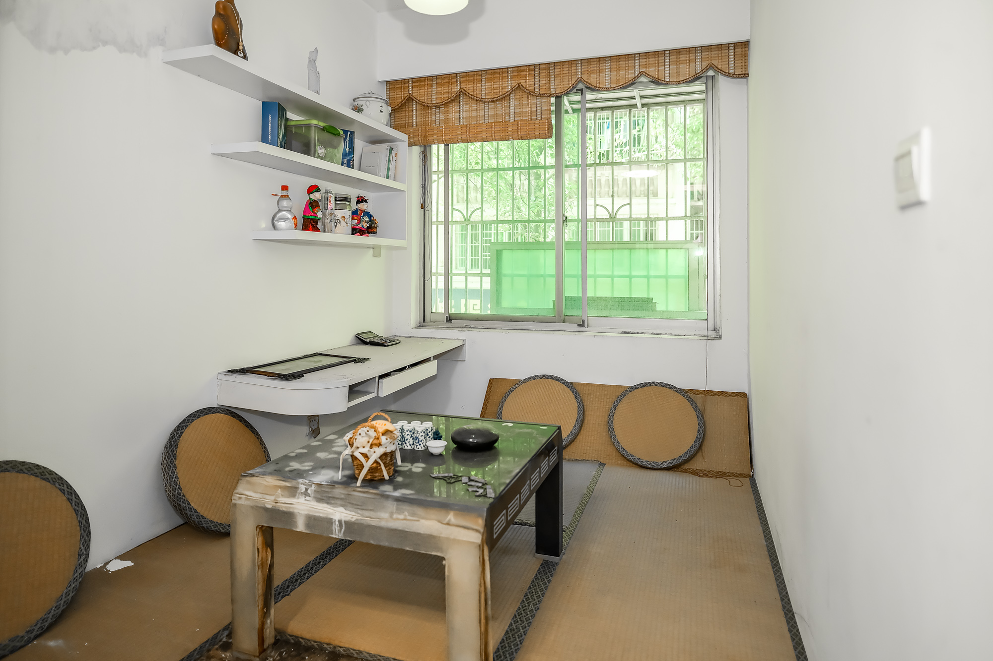 中南汽车世界  4室2厅1卫    58.0万 中南汽车世界  4室2厅1卫    58.0万卧室